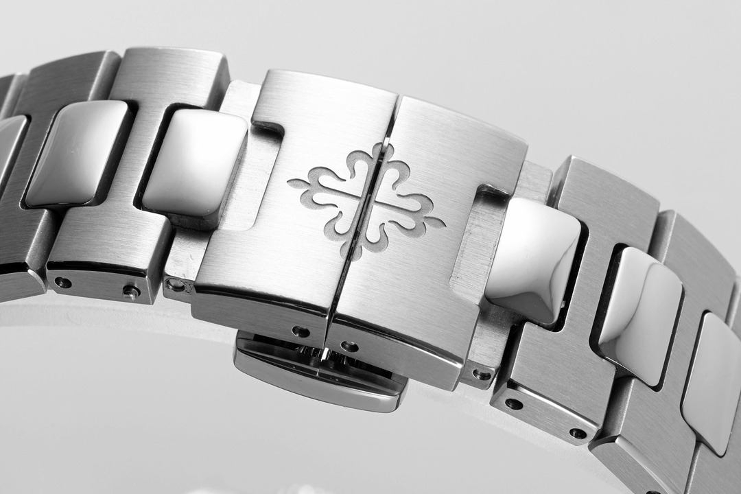 파텍필립 노틸러스 5712 문페이즈 멀티펑션 자동 블루 다이얼 PPF 공장 레플리카 44069 Patek Philippe 이미지 7