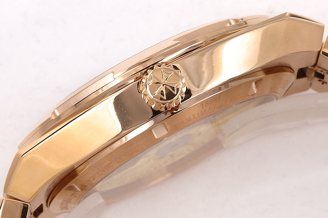 Vacheron Constantin Overseas 4500V Rose Gold Automatic Men's Watch 7 i1749623420 7429 3
