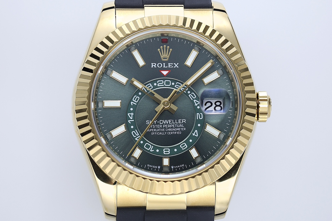 Rolex Sky-Dweller Gold Green Dial Black Rubber Strap Men's Watch 42 mm 3 i1749623641 2731 7