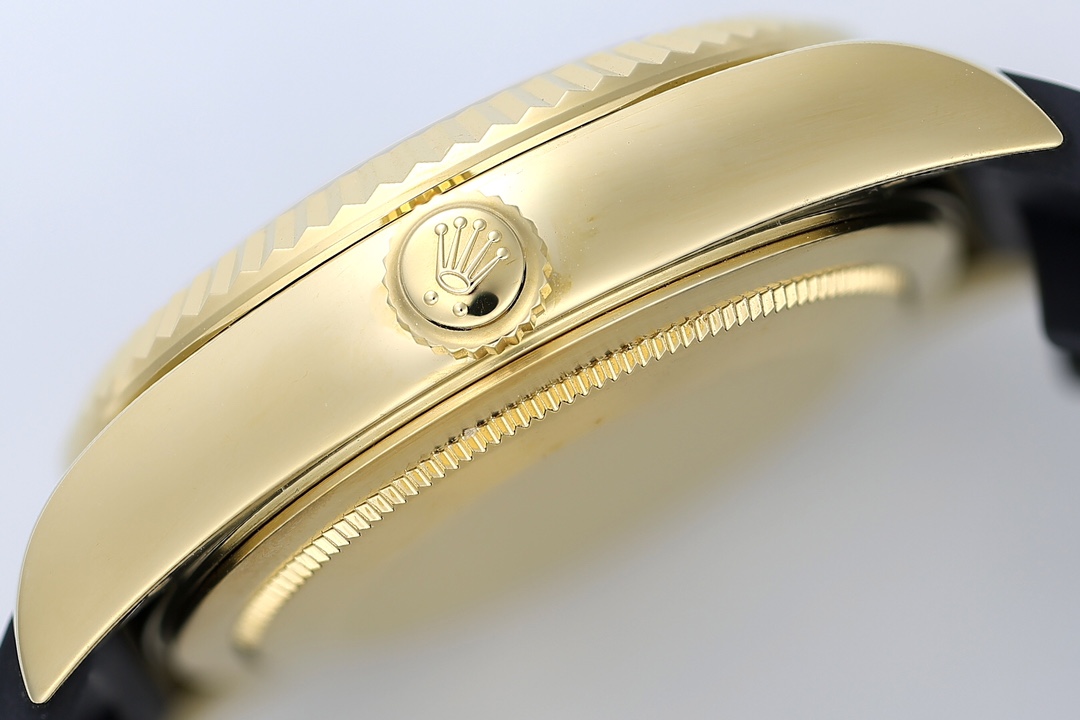 Rolex Sky-Dweller Gold Green Dial Black Rubber Strap Men's Watch 42 mm 8 i1749623641 5838 9