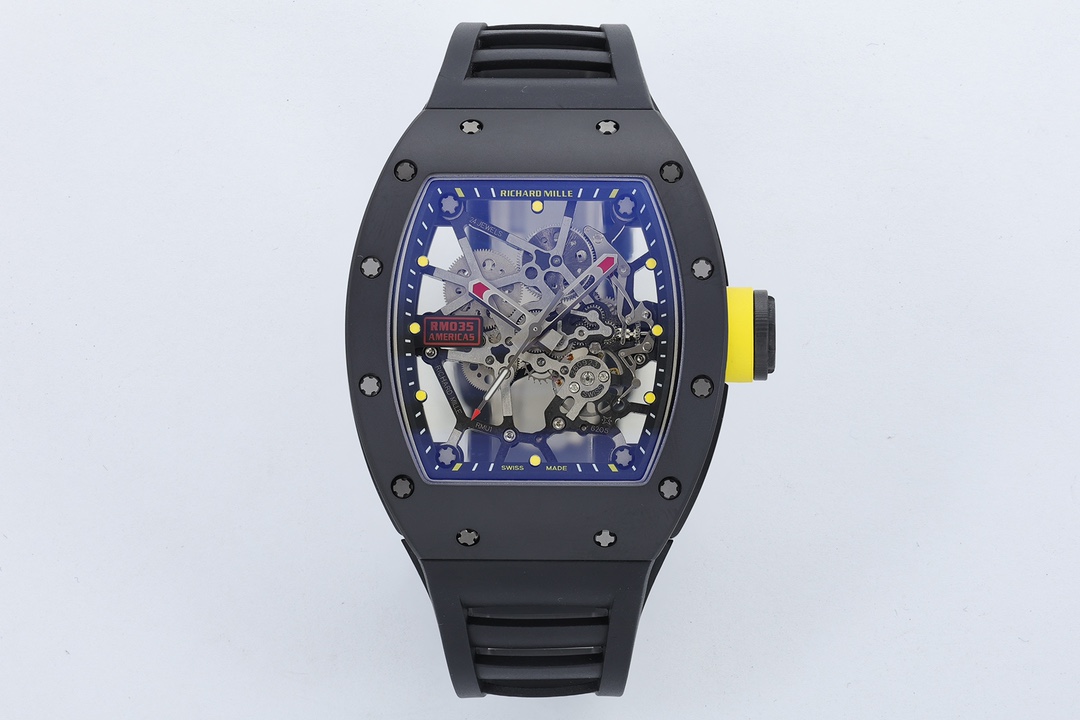 NO:392383,ZF once again shocked and launched the RM Richard Miller Men's Series - RM Watch (Big Bull) - the master of watchmaking technology, and is also a work of art on the wrist! [Case] ​​The classic Richard barrel-shaped case also uses a three-piece structure. (Big Taurus) bezel and back cover are made of Swiss satin rose gold, with pure color, oxidation and corrosion resistance. (Big Black Bull) bezel and rear case are made of TZP-N material. This black ceramic low-density material (6g/cm3) has super hardness and extremely low thermal conductivity, delicate color, wear-resistant and scratch-resistant. [Movement] The new all-in-one machine Caliber  The RMUL1 manual winding movement has the same appearance as the genuine product. It is made of 5-grade titanium alloy, equipped with PVD coating, Titalyt treatment substrate and bridge plate, ensuring the best steel of the overall structure. The dual-tube system helps to improve torque stability for a long period of time. The surface of the parts is good flat and the perfect operation of the gear train. It also has a variety of functions such as winding adjustable barrels and shockproof, and the accuracy and stability have reached an extraordinary level.19860909ZF再次震撼出击,推出RM理查德米勒男式系列-RM腕表(大公牛)——制表工艺的集大成者,更是腕间艺术品!【表壳】经典的理查酒桶型表壳,一样采用三件式结构. (大金牛)表圈和后盖采用瑞士缎面玫瑰金,色泽纯正,抗氧化,抗腐蚀性.(大黑牛)表圈和后壳均为TZP-N材质,这种黑陶瓷低密度材料(6g/cm3)是具有超硬度和具有极低的导热系数,色泽细腻,耐磨抗刮.【机芯】全新一体机Caliber RMUL1手动上链机芯,外观与正品一致,采用5级钛合金材质,配备PVD镀层和Titalyt处理基板和桥板,保证整体架构最佳钢性,双管系统有助于提高扭矩稳定在一个较长时期.零件表面良好平整度及齿轮系的完美运转.还具上链可调节桶,防震等多项功能,精度和稳定性都达到了非凡的水平.,,Watch