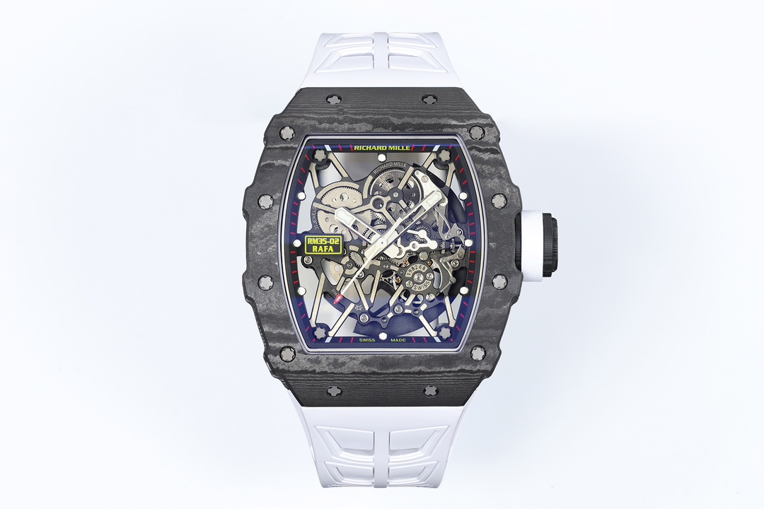 NO:394484,ZF.Fatcory once again amazed the watch world and officially opened a new milestone for RM35-02!  1) The case, the watch is made of high-tech TPT [quartz fiber] material, with a silicon dioxide fiber layer of size 49.94*44.5MM and a thickness of no more than 45μm. It is woven with a special automation control system and a special resin fiber. The fibers between the layers are interlaced at a 45-degree angle. In a three-stage high-temperature flame furnace, it is heated to degrees Celsius and sent to ProArt for processing. The natural quartz fiber is white, with a light texture, and has strong impact resistance, non-allergicity and ultraviolet resistance. 2) The movement is equipped with the new Calibre  The RMAL1 integrated movement, the movement base plate and bridge plate are made of five-level titanium alloy sandblasting process, and are processed by PVD/Titaly to ensure maximum rigidity and smooth surface. The unique variable geometric balance wheel can accelerate or slow down the winding by adjusting the position of six different winglets. The inertial balance wheel oscillates at 28,800VPH, and is equipped with a double barrel system to ensure greater and more stable torque. It also provides a 55-hour power reserve. More importantly, the newly released RMAL1 integrated movement of this time is the only one in the market to use 2 real white gems on the balance wheel on the integrated base, which is real!  This is also the biggest difference between the patch gemstones in the market (other manufacturers)!  This is a huge leap forward in ZF's research and development!  ,19860909ZF.Fatcory再次惊艳表坛,正式开启RM35-02的全新里程碑！ 1)表壳,腕表采用了高科技TPT[石英纤维]材质制作,尺寸49.94*44.5MM,厚度不超过45μm的二氧化硅纤维层,经由特殊的自动化控制系统与特制的树脂纤维交错织成,各层之间的纤维呈45度角交错,在三级高温焰炉中,加热到摄氏度后,送至ProArt加工成型.天然石英纤维呈白色,质地轻盈,具备超强的耐冲击性,非过敏性和紫外线抗性. 2)机芯,搭载研制全新Calibre RMAL1一体机芯,机芯底板和桥板由五级钛合金喷沙工艺制成,经过PVD/Titaly处理,以确保最大的刚性和光滑表面.极具特色的可变几何摆轮,通过调整六个不同小翼的位置,可加速或放慢上链,惯性摆轮振荡频28800VPH,配备双发条盒系统确保更大更稳定的扭矩.并提供55个小时动力储备. 更重要ZF厂此次全新发布的RMAL1一体机芯,是全市场唯一一家在一体式基底上的摆轮上下使用2颗真正白宝石,货真价实！这也是最大的区别于市场(其他厂家)的贴片宝石！这是ZF研发方面取得的巨大飞越！,,Watch