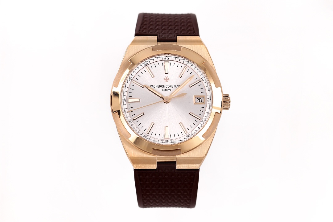 NO:553322,Another big steel watch king from PPF is coming. VC Vacheron Constantin Overseas 4500V series (one of the three steel kings in the watch industry) is a top-notch luxurious classic steel watch.  The 41MM steel case has smooth and delicate lines and can be perfectly connected to the bracelet. The Vacheron Constantin Maltese cross logo is branded on the back bracelet of the watch. It is equipped with an anti-magnet device and a screw-in crown, which is not subject to magnetic interference and protects accuracy. The sunburst forged brushed dial has a velvet-like smooth edge, which shows deep or smart colors as the light and angle change. The 'core' inside the Geneva Seal  Back-through technology, equipped with Cal. integrated self-winding mechanical movement exclusively developed by PPF. It contains 172 parts. Double barrels can ensure a 60-hour power reserve, which is consistent with the original product. The movement is engraved with the Geneva Seal certification.   Accurate travel time. The diversified options of the two 'straps' launched this time make it invincible for commuting across the world. The steel strap is strong and the tape is light. It integrates sports, leisure and business. It is the truly latest generation of high-end watches that show the spirit of traveling across the world. --- PPF is in the sky, galloping around the world, versace, vacheron19860909PPF又一大钢表王强势来袭 VC江诗丹顿Overseas纵横四海4500V系列 (表界三大钢王之一)顶级奢华的经典型钢表 41MM的钢表壳线条流畅质感细腻,可与表链完美连接,表身后表链上烙印江诗丹顿马耳他十字标志,配有防磁铁装置和旋入式表冠,不受磁力干扰,为精准保驾护航.旭日纹锻面拉丝表盘,带有天鹅绒般光滑边缘,随光线和角度的变化呈现出或深邃或灵动的色彩.日内瓦印记内“芯” 背透工艺,搭载由PPF独家研制Cal.一体自动上链机械机芯 包含172个零件 双发条盒,可确保60小时动力储存,与正品一致,机芯镌刻日内瓦印记认证 走时精准.此次推出的两种“表带 ”进退的多样化选择更是赋予纵横四海通勤无敌,钢带硬气,胶带轻便.集运动休闲商务于一体.是真正最新一代彰显纵横四海精神的臻品腕表.---PPF纵横于苍穹之间,驰骋于四海内外,,versace,vacheron,Watch