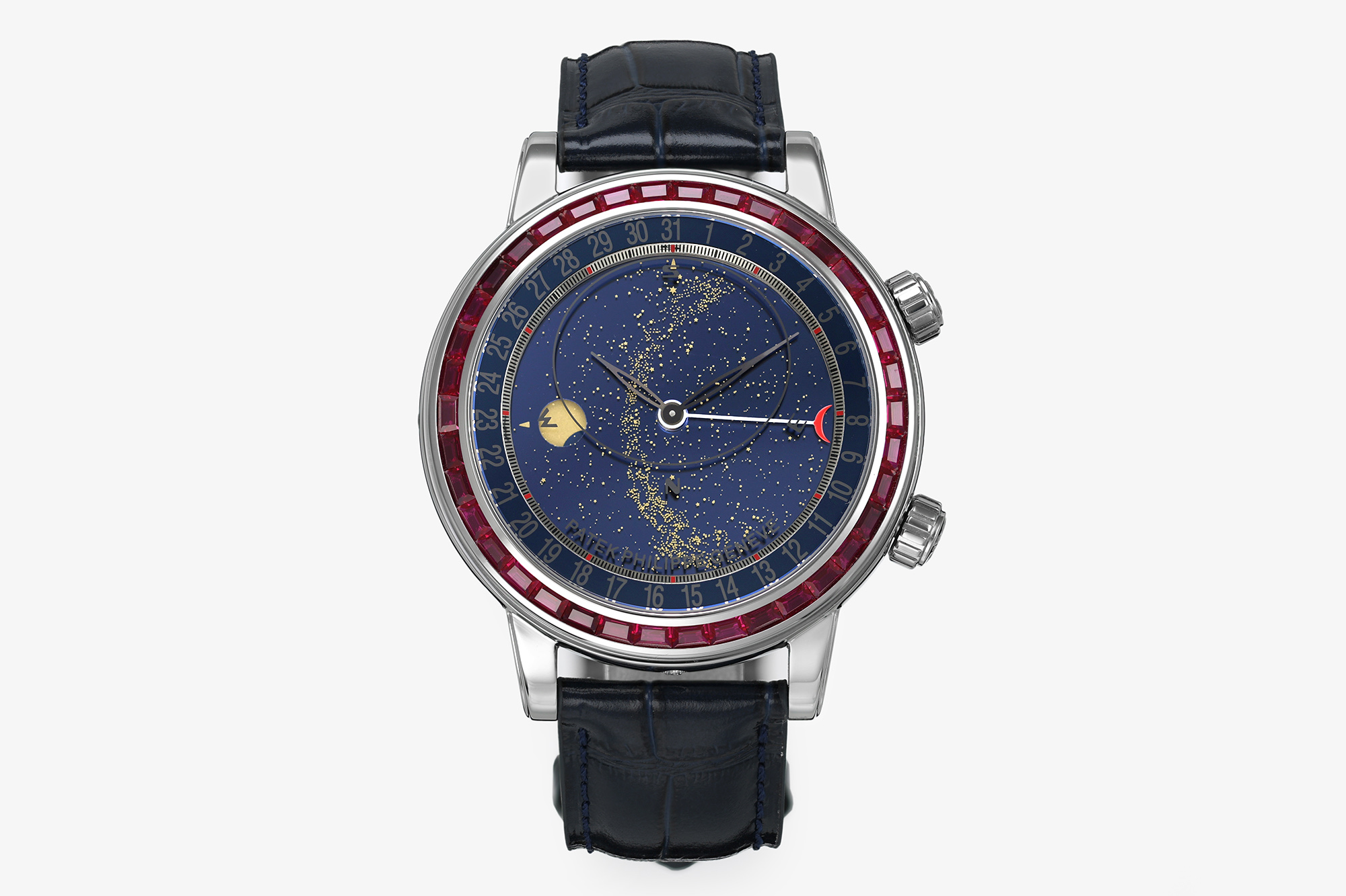 NO:944607,Produced by PPF - The final work of P [Colored Diamond Ring] condenses 'astronomical complications' into a whole rotating starry sky and universe. The diameter of the watch case is 44 mm and the thickness is about 10.58 mm, which is consistent with the original version. The overall proportion, arc and structure are all modeled around the original data. The size is not a trick, but exists to fully carry the astronomical display system. Dial / Starry Sky Structure  The core of the watch is never just 'blue', but a three-layer sapphire astronomical disk system. The starry sky, Milky Way and moon phases are not printed, but multi-layered transparent sapphire disks are superimposed to accurately restore the original structure. The movement is equipped with a customized version of the Cal.240 self-winding movement, which stably drives the complex astronomical module while still maintaining a restrained and elegant thickness - the thickness of the movement is only about 6.8 mm, consistent with the original version. Mirror surface  The high-permeability sapphire crystal mirror pursues not pure 'brightness', but precise control of reflection. Regardless of whether you look directly or sideways, the starry sky is always clear and pure. Quality Inspection Every watch produced by PPF must pass a number of strict quality inspection processes, and it can only be delivered after confirming that there are no abnormalities in structure, function and stability. Produced by PPF - the moment you pick it up, you are not looking at the time, but at the universe, how it flows slowly on your wrist.19860909PPF 出品——P【彩钻圈】压轴之作 把「天文复杂功能」,凝缩成一整片会转动的星空宇宙  表壳 直径 44 mm,厚度约 10.58 mm,与原版一致.整体比例、弧线与结构,均围绕原版数据建模而生,尺寸并非取巧,而是为完整承载天文显示系统而存在. 表盘 / 星空结构 的核心,从来不只是“蓝色”,而是三层蓝宝石天文盘系统.星空、银河与月相并非印刷呈现,而是多层透明蓝宝石圆盘叠加,精准还原正品结构. 机芯 搭载定制版 Cal.240自动上链机芯,在稳定驱动复杂天文模组的同时,依旧保持克制而优雅的厚度——机芯厚度仅约 6.8 mm,与原版一致. 镜面 高通透蓝宝石水晶镜面,追求的不是单纯“亮度”,而是对反光的精确控制.无论正视或斜视,星空层次始终清晰纯净. 质检 每一只 PPF 出品腕表,均需通过多项严格质检流程,在结构、功能与稳定性确认无异常后,方可交付. PPF 出品 —— 上手那一刻,你不是在看时间, 而是在看宇宙,如何在手腕上缓慢流动,,Watch