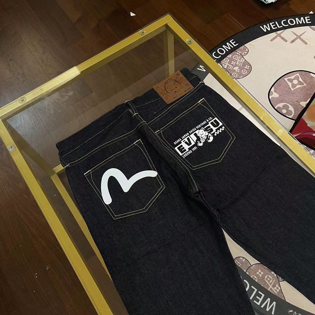 Evisu’s 2024 Summer Men’s Jeans Collection: Playful Tuxedo-Inspired Designs, Code Range 30-38 - 图片 4