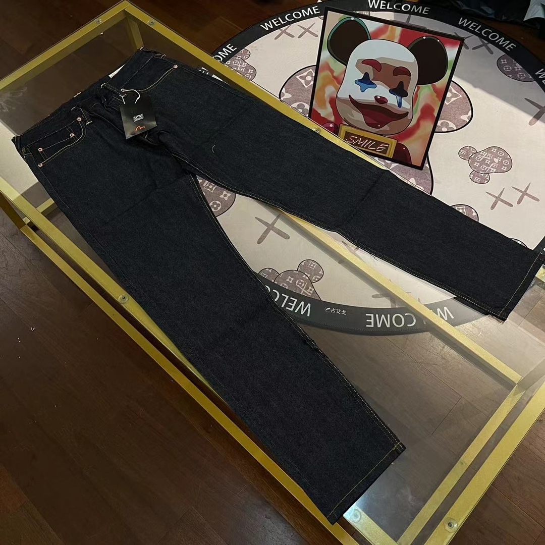 Evisu’s 2024 Summer Men’s Jeans Collection: Playful Tuxedo-Inspired Designs, Code Range 30-38 - 图片 2