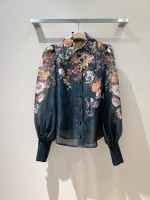 456340 Confezione per assemblaggio da donna di alta qualità Z*I*M*M nuovo prodotto consigliato per la camicia 🆕...La camicia nera con vari motivi floreali è realizzata in tessuto di lino e seta di gelso, con design a manica lunga a lanterna, dettagli con bottoni sul davanti, e design del polsino arricciato per evidenziare la bellezza fresca e raffinata, dotato di fodera separata Taglia: SMLXL 1 456340 Confezione per assemblaggio da donna di alta qualità Z*I*M*M nuovo prodotto consigliato per la camicia 🆕…La camicia nera con vari motivi floreali è realizzata in tessuto di lino e seta di gelso, con design a manica lunga a lanterna, dettagli con bottoni sul davanti, e design del polsino arricciato per evidenziare la bellezza fresca e raffinata, dotato di fodera separata Taglia: SMLXL