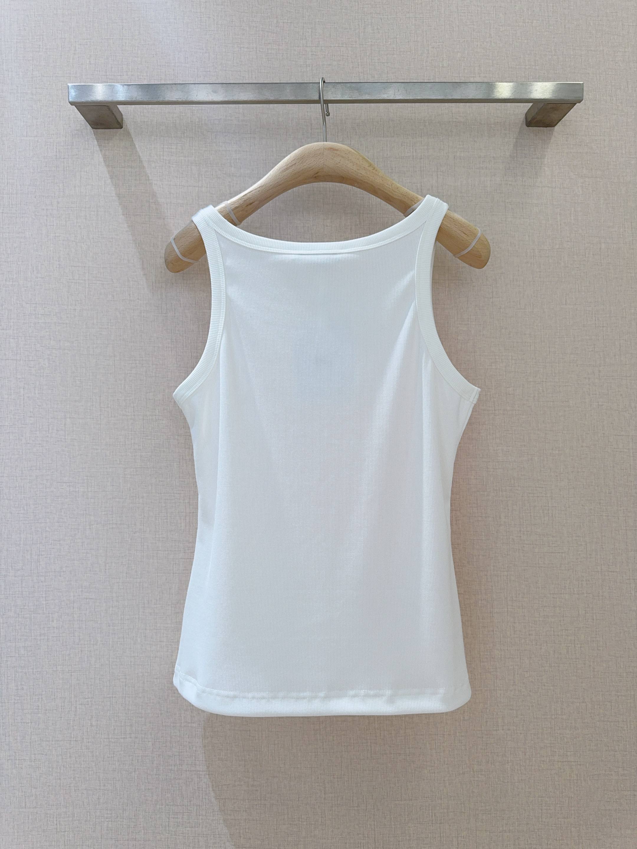 “Miss Dio Series: Stylish Female Vest Suit for Summer Travel – Sizes L XL Available” - 图片 4