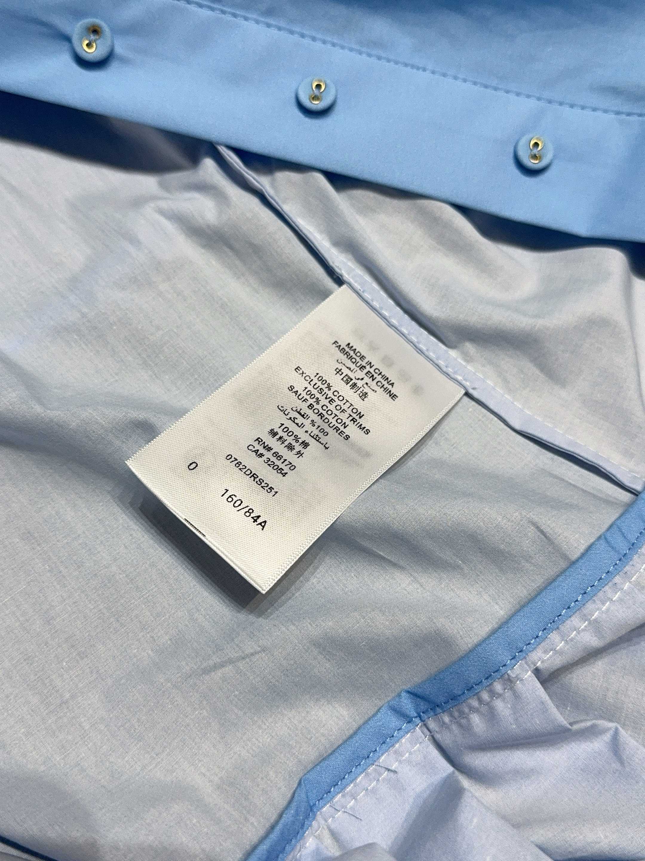 ALEMAI*S新品推荐🆕蓝色印花衬衫式连衣裙👗，棉质地定位大面积花卉印花，金典翻领设计，正面饰有隐藏式