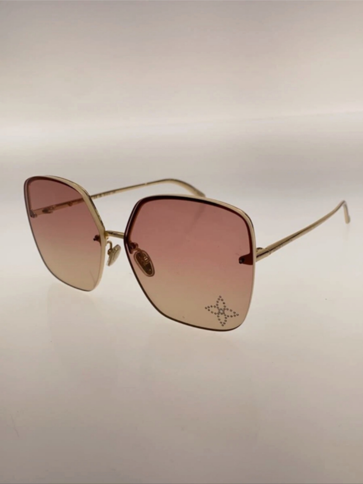  LOUIS VUITTO*
MODEL：Z2014U
SIZE：63口17-142
