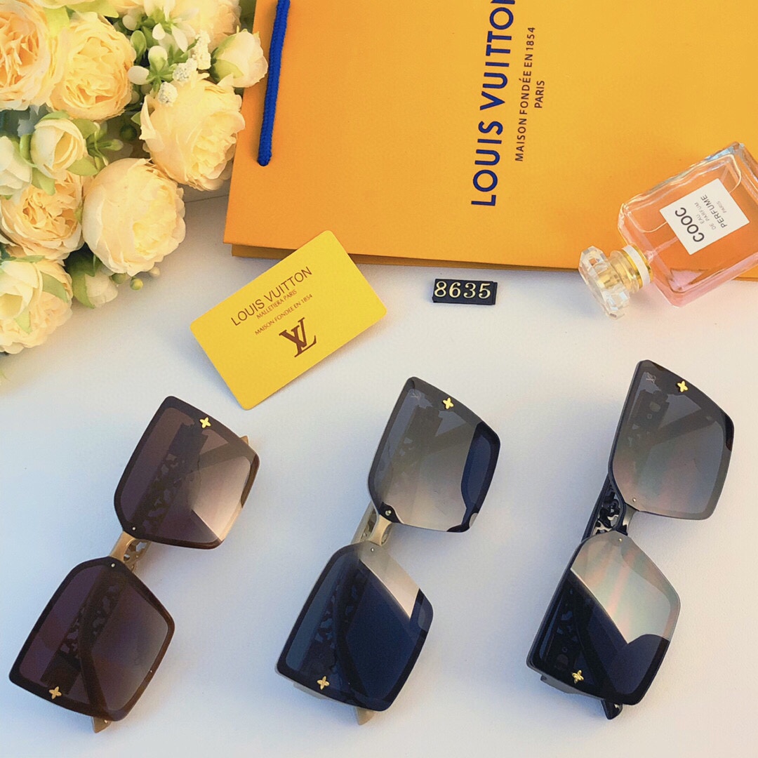 NO:266530,Louis Vuitto* home square frame hollow sunglasses high-end sunglasses women trendy internet celebrity fashion street photography UV glasses glasses sunglasses, glasses, louis vuitton19860909Louis Vuitto*家方框镂空太阳镜高级感墨镜女潮流网红时尚街拍防紫外线眼镜眼镜墨镜太阳镜,眼镜,louis vuitton,glasses