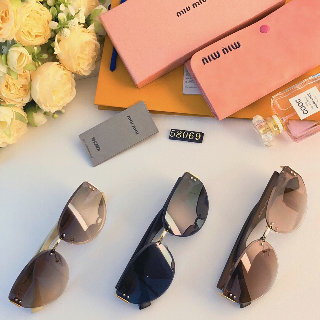 NO:266534,Miumi* newest women's frameless edge cut sunglasses European and American fashion trend personalized retro sunglasses anti-ultraviolet glasses glasses sunglasses, glasses, miumiu19860909miumi*新款女士无框切边太阳镜欧美时尚潮流个性复古墨镜防紫外线眼镜眼镜墨镜太阳镜,眼镜,miumiu,glasses