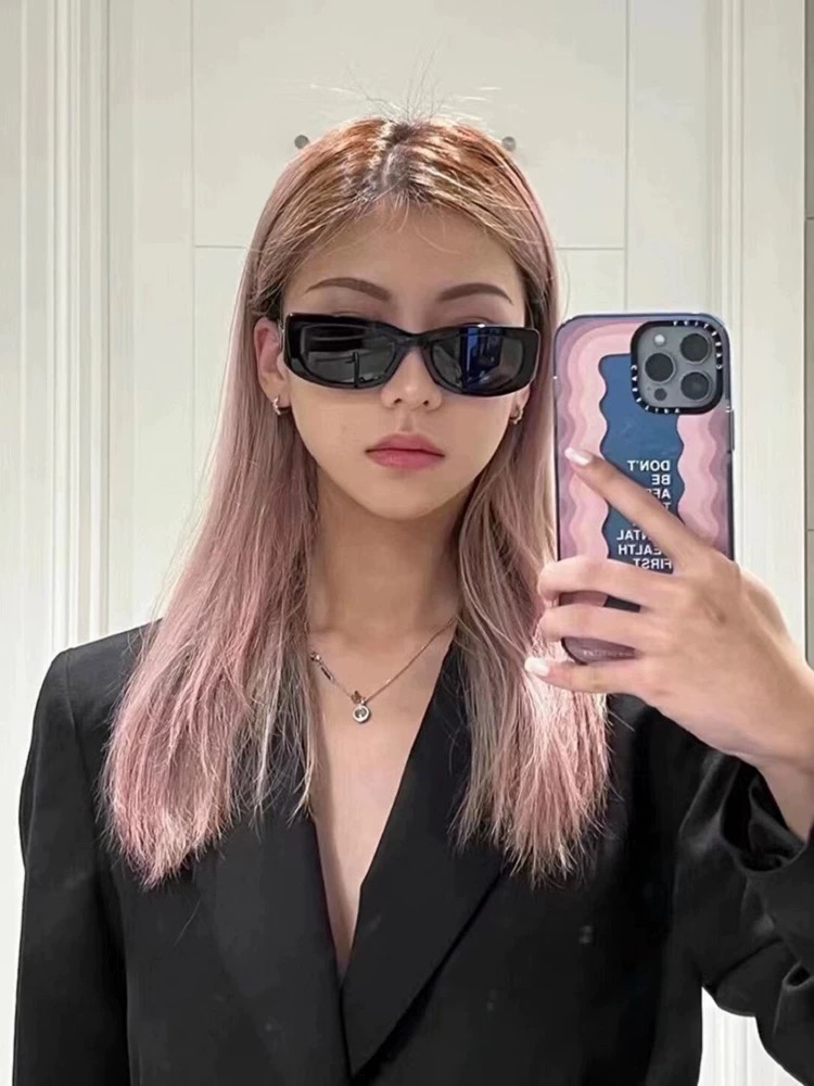 NO:269524,Prad* Royal Sister Style Rectangular Sunglasses P Home Xiaohongshu Internet celebrity Sunglasses Street Photo Glasses Sunglasses Sunglasses, Glasses, Prada19860909Prad*御姐范长方形墨镜P家小红书网红同款太阳眼镜街拍眼镜墨镜太阳镜,眼镜,prada,glasses