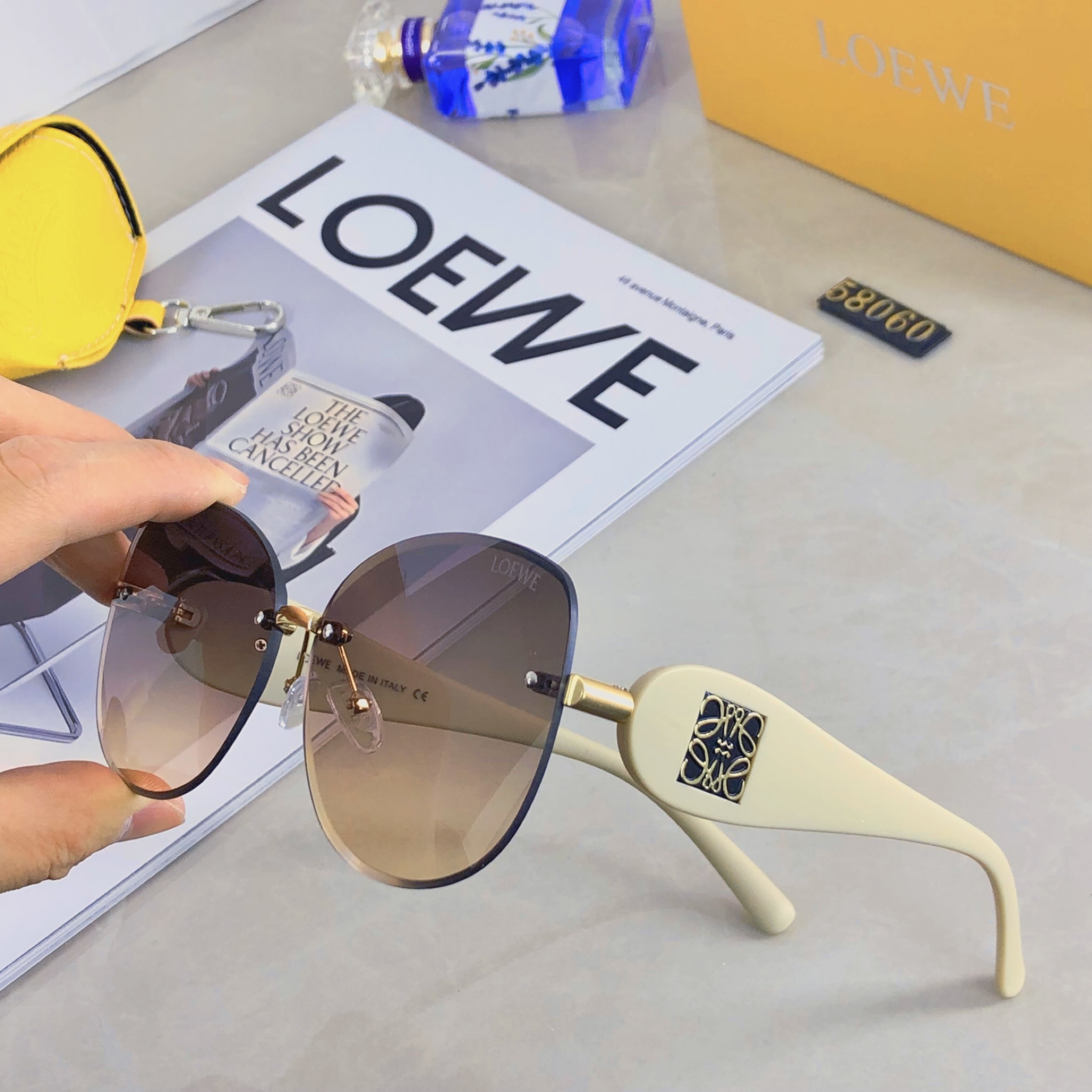 。。Loewe2025新款高级感茶色切割墨镜女优雅气质方形防紫外线太阳镜时尚