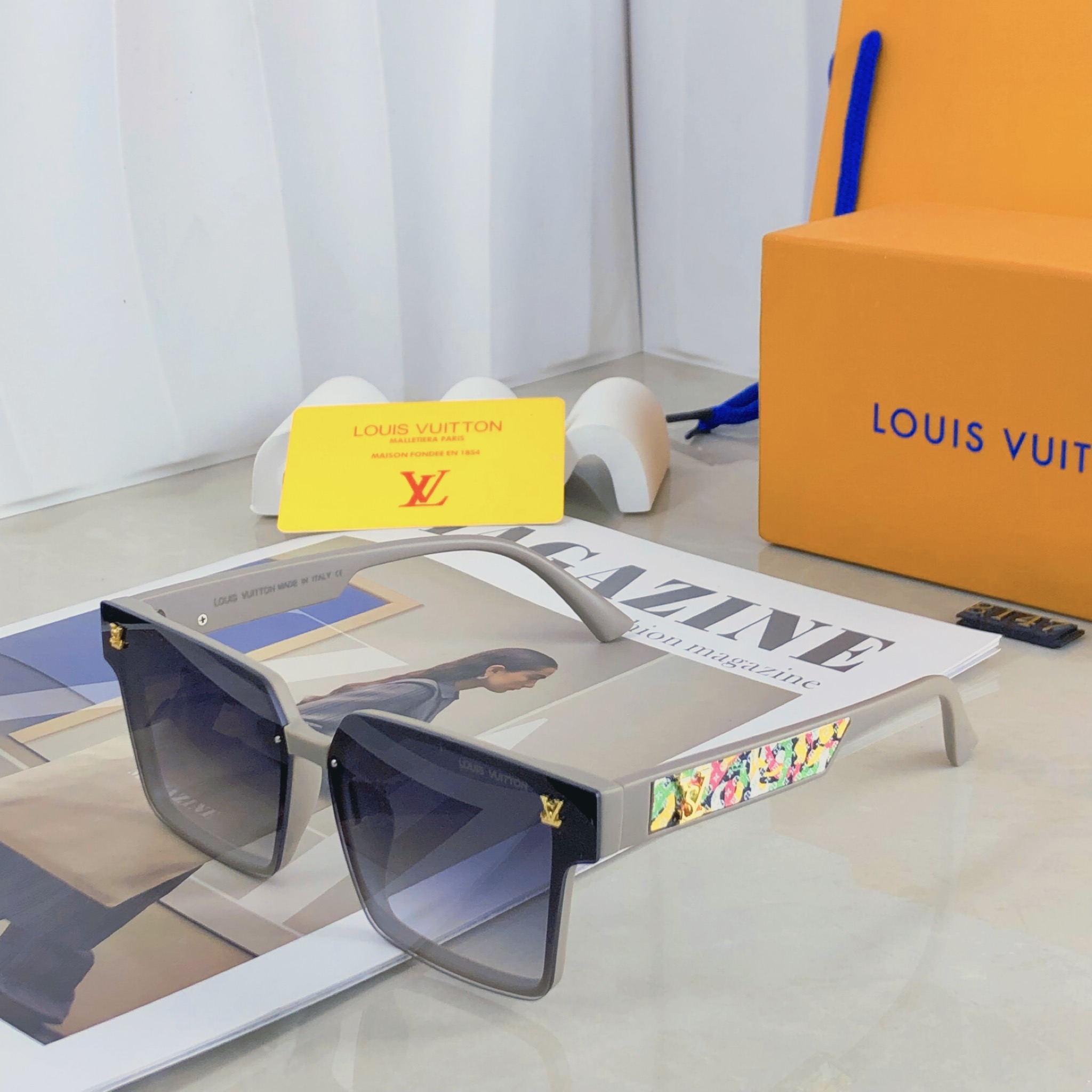 。。Louis Vuitto*墨镜女方形复古韩版ins高级感大脸显瘦网红个性街拍防晒太阳镜潮