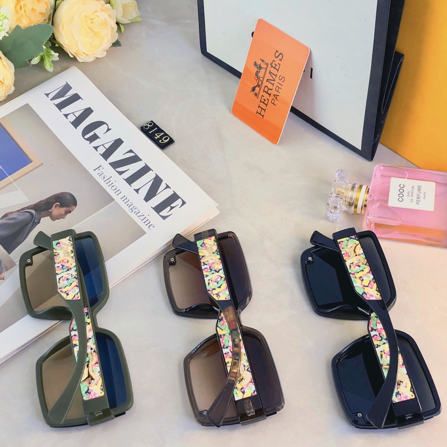 。。Herme*2026新款方框太阳镜女士轻奢墨镜防紫外线大框明星同款眼镜