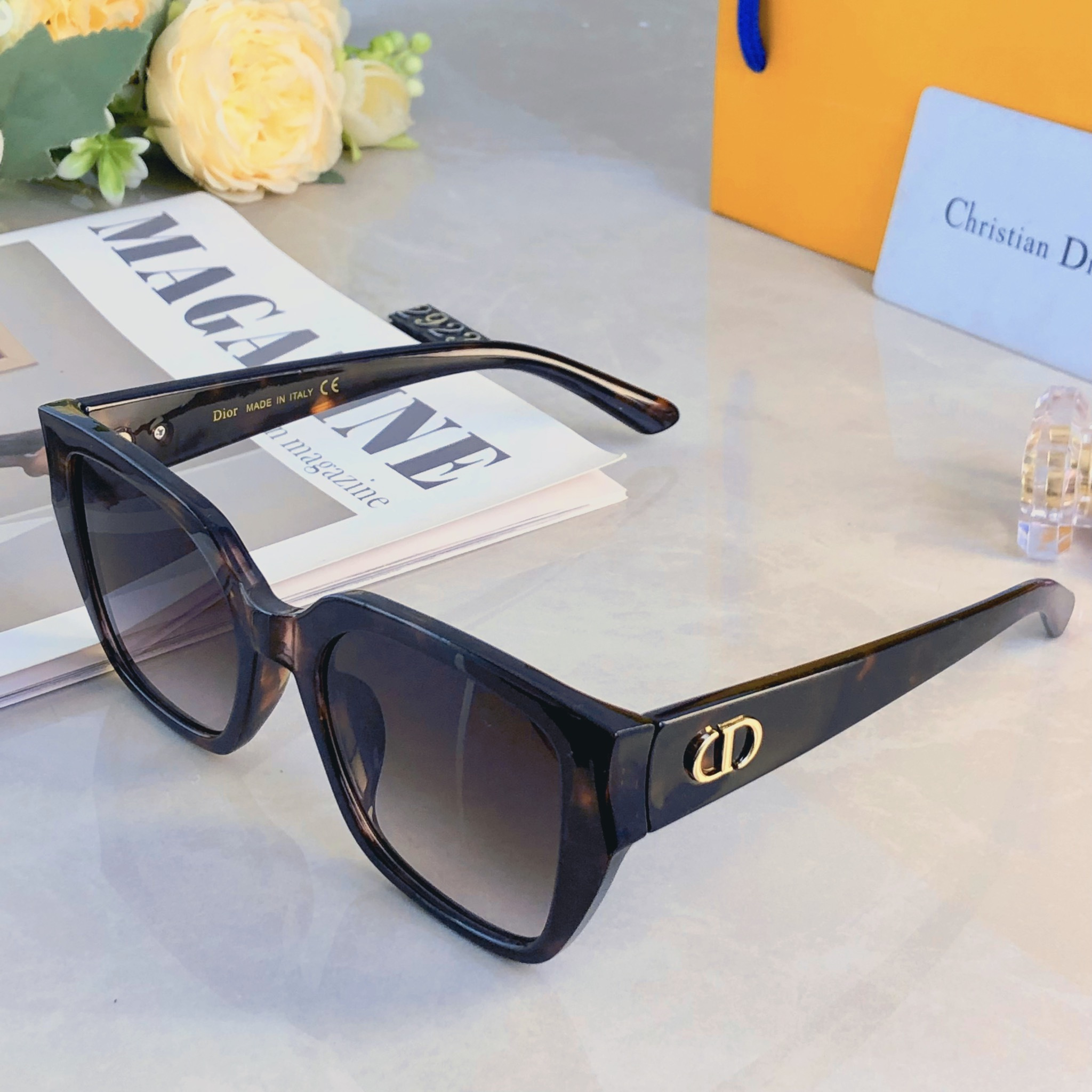 。。Dio*2026新款欧美高级感大框时髦气质太阳眼镜女潮方圆脸显瘦复古墨镜