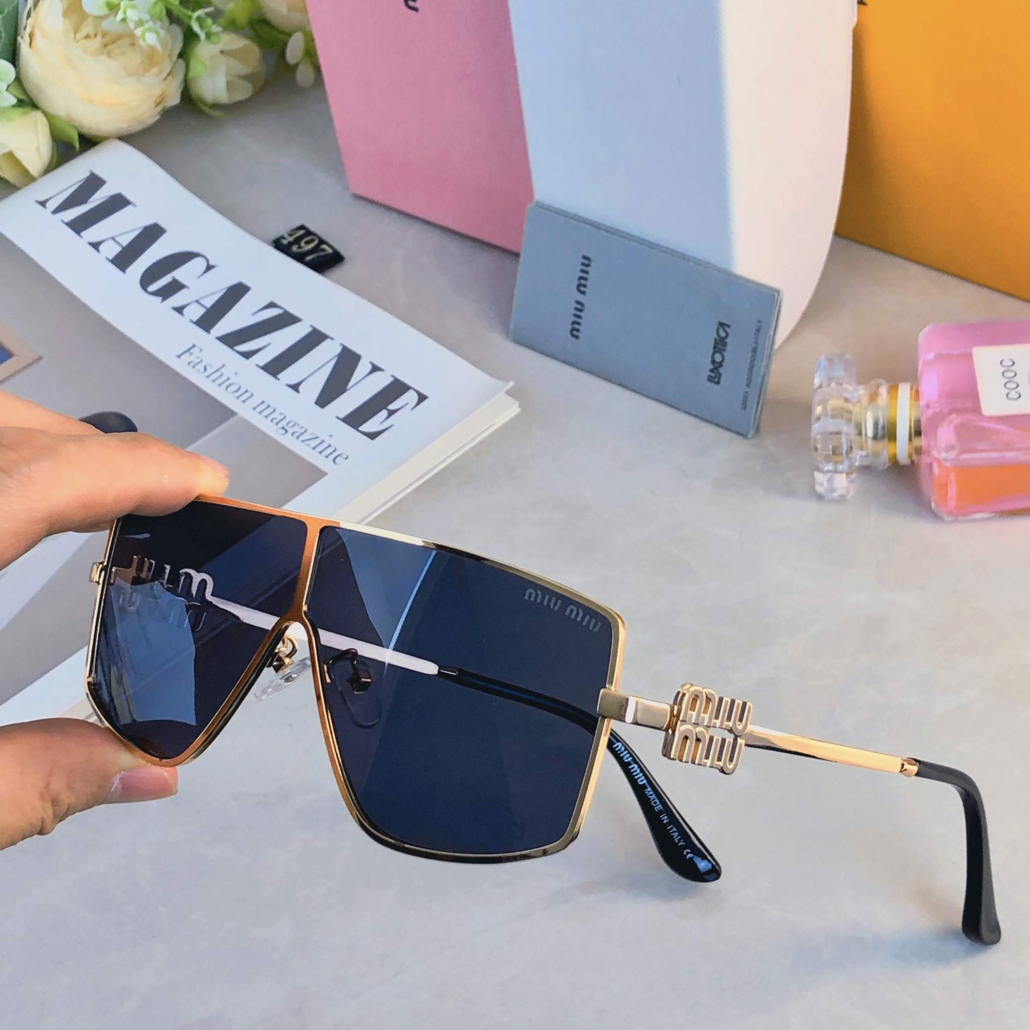 🔥🔥miumi*2026新款法式方框金属墨镜时尚凹造型街拍跨境防紫外线太阳镜