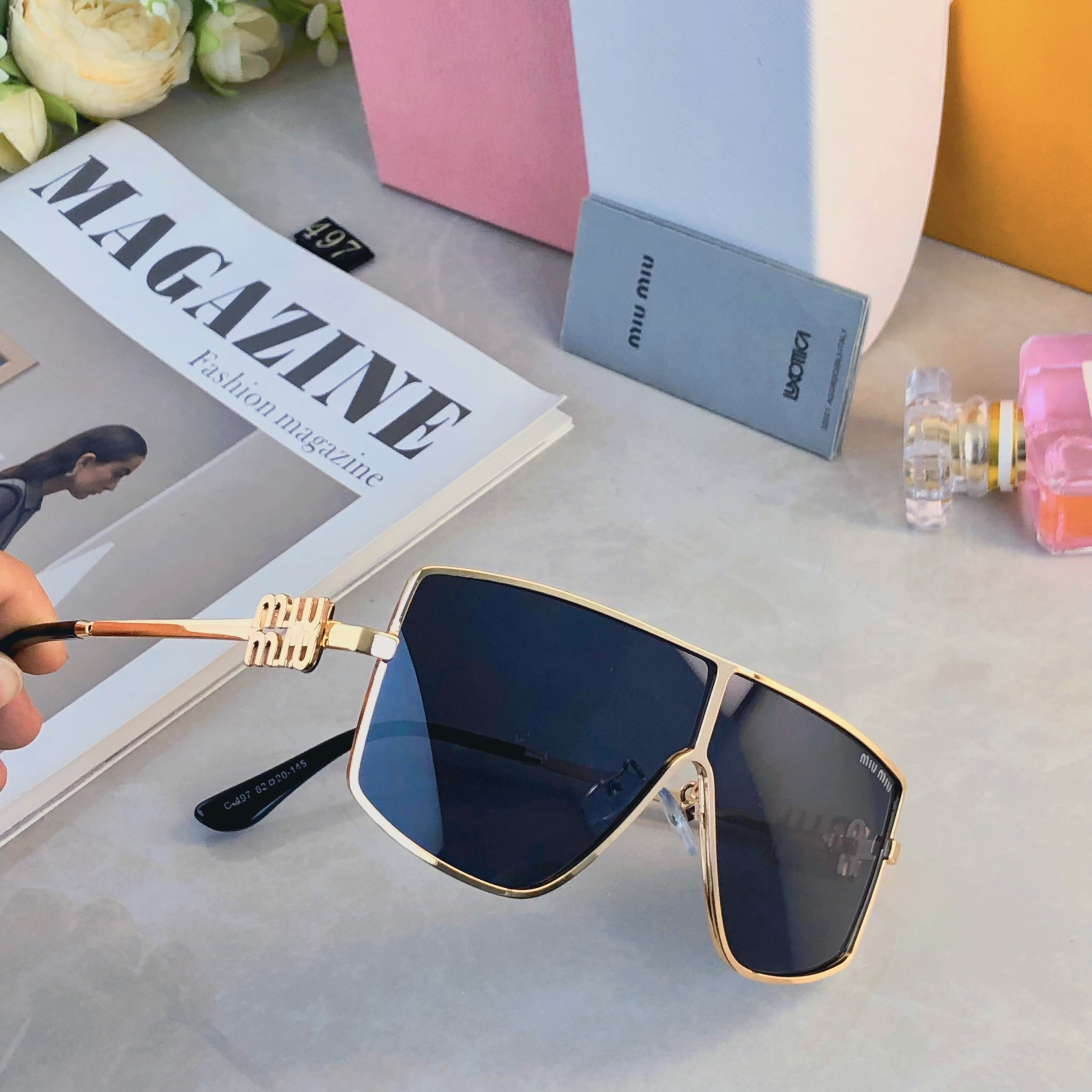 🔥🔥miumi*2026新款法式方框金属墨镜时尚凹造型街拍跨境防紫外线太阳镜