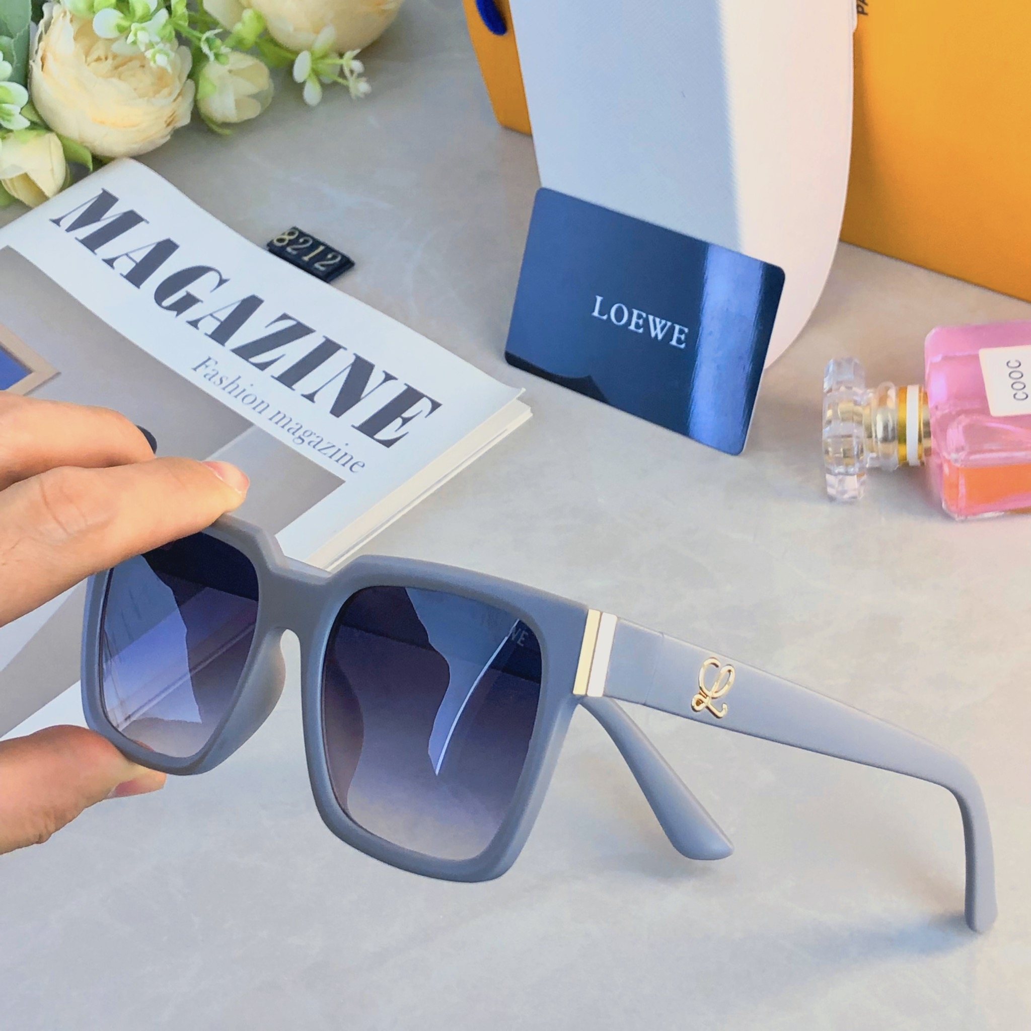 🔥🔥Loew*新款方形大框圆脸显瘦高级网感欧美辣妹风太阳眼镜女防紫外线