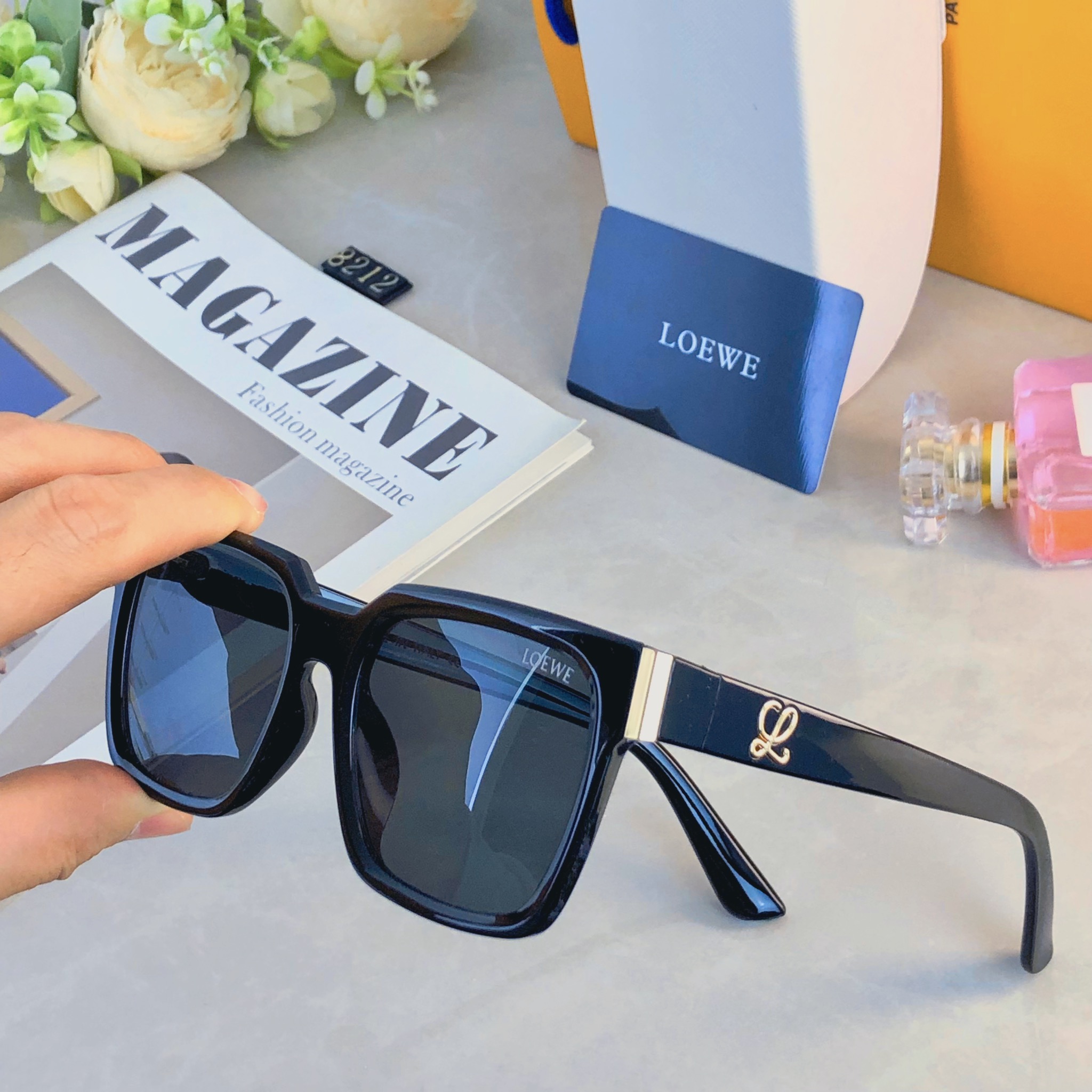 🔥🔥Loew*新款方形大框圆脸显瘦高级网感欧美辣妹风太阳眼镜女防紫外线