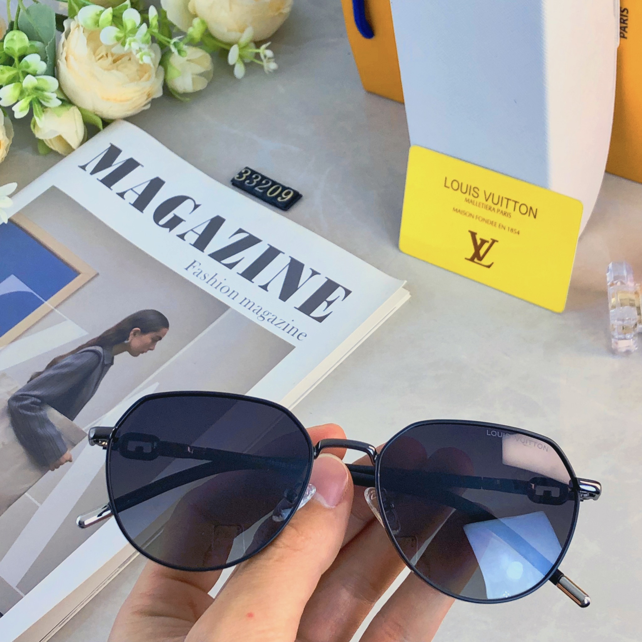 🔥🔥Louis vuitto*新款时尚潮流女士偏光太阳镜网红款防紫外线