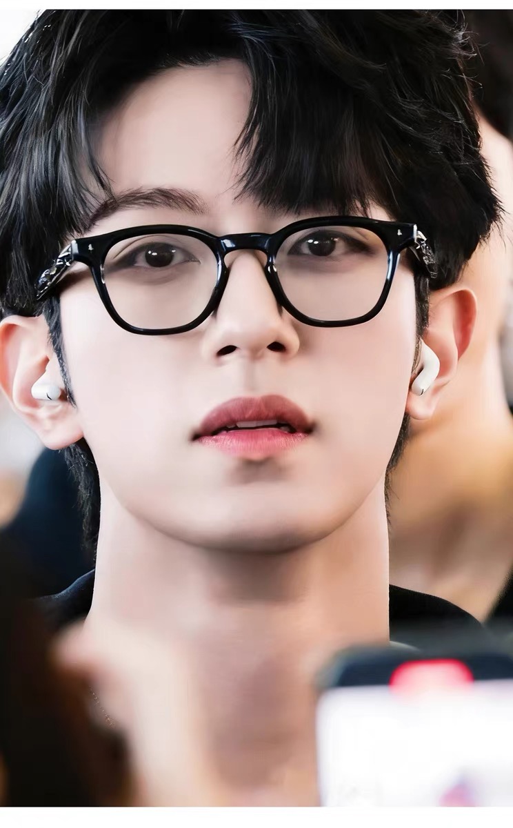 🔥🔥黑框眼镜女近视可配度数小框素颜神器防蓝光眼睛框高级感方圆脸