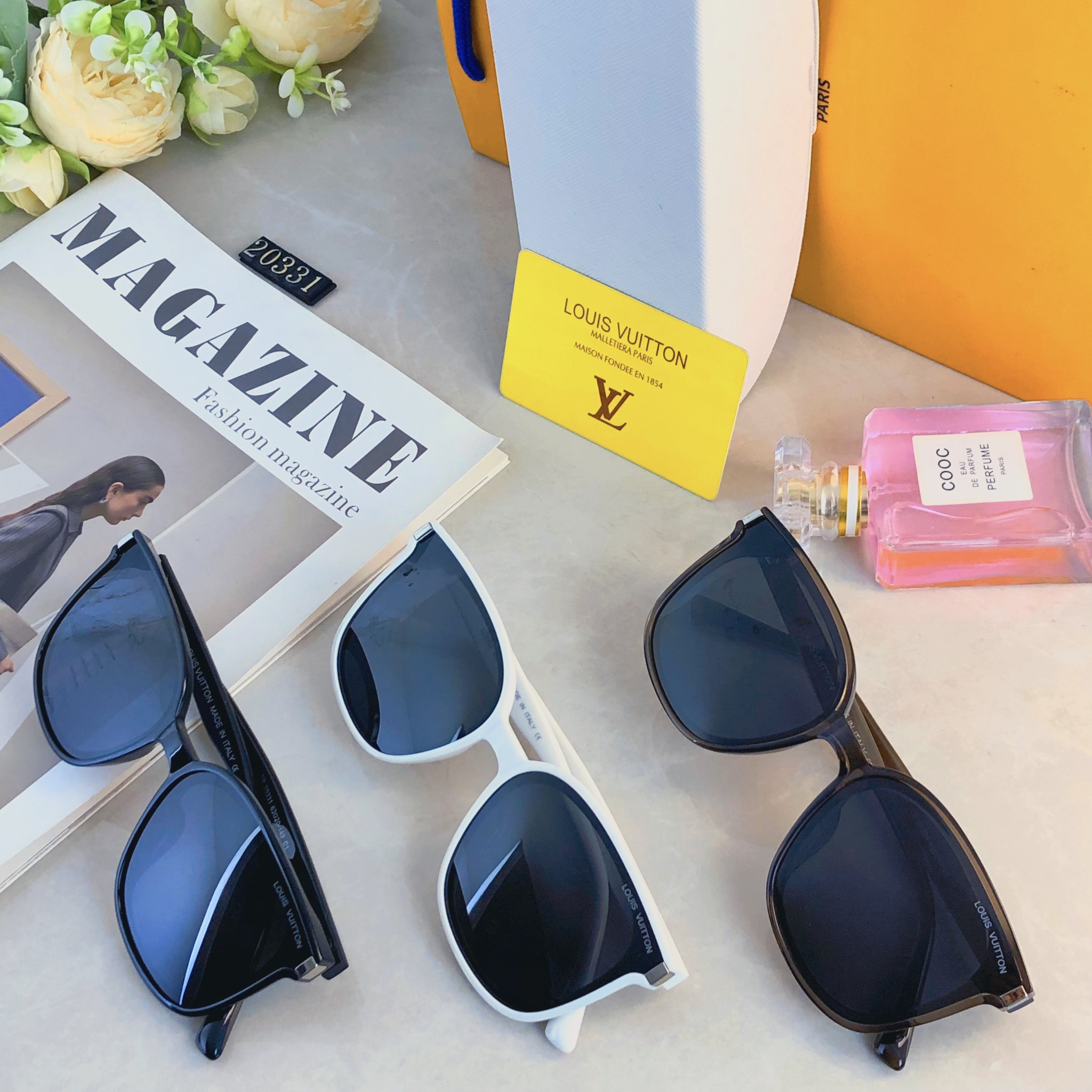 🔥🔥Louis vuitto*2026新款方形简约大框墨镜女韩版潮网红街拍圆脸防紫外线太阳镜男