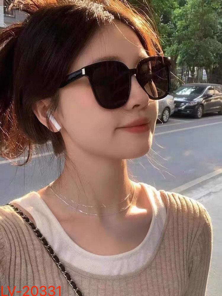 🔥🔥Louis vuitto*2026新款方形简约大框墨镜女韩版潮网红街拍圆脸防紫外线太阳镜男