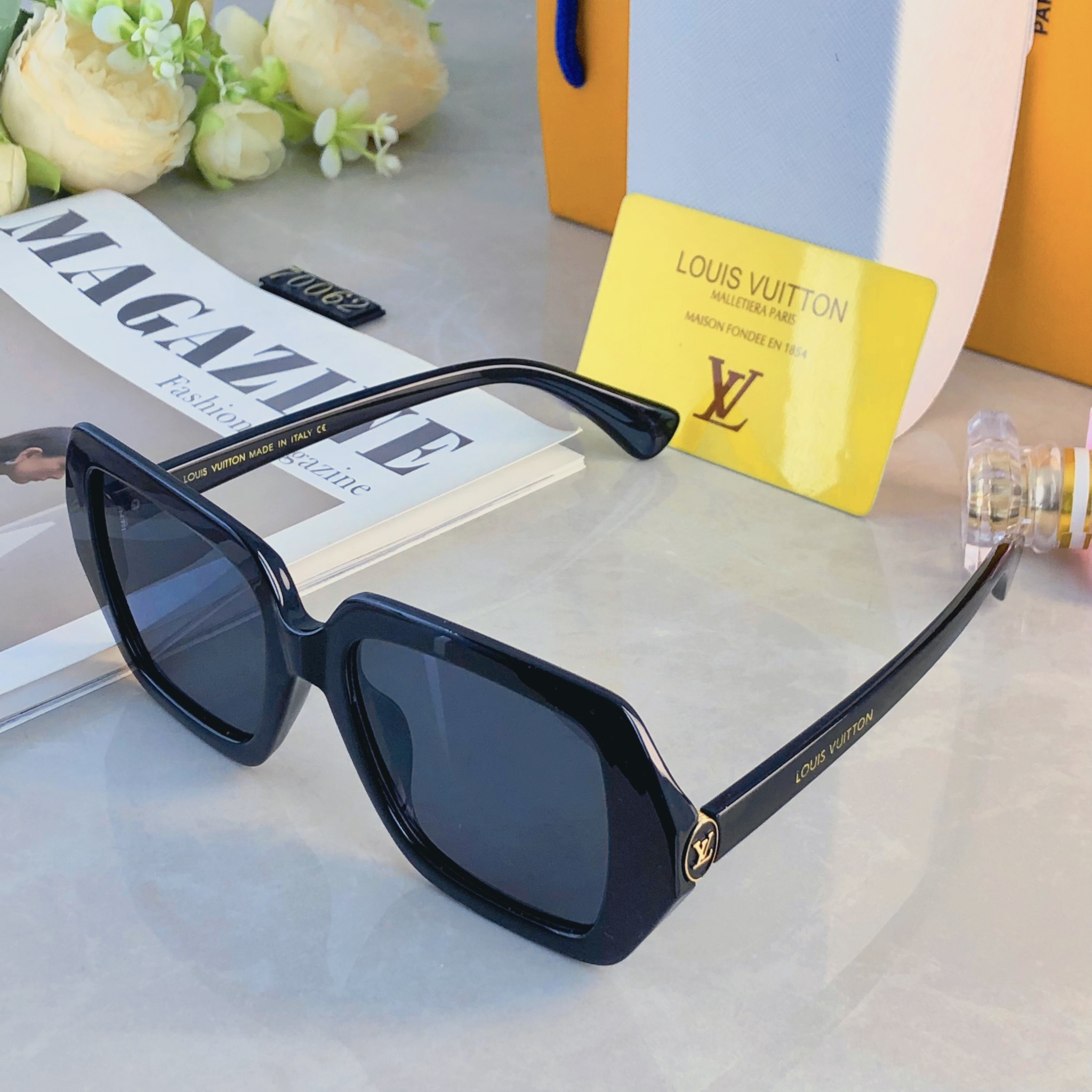 🔥🔥Louis vuitto*时尚新款太阳眼镜墨镜高品质高质感模特百搭潮方框墨镜