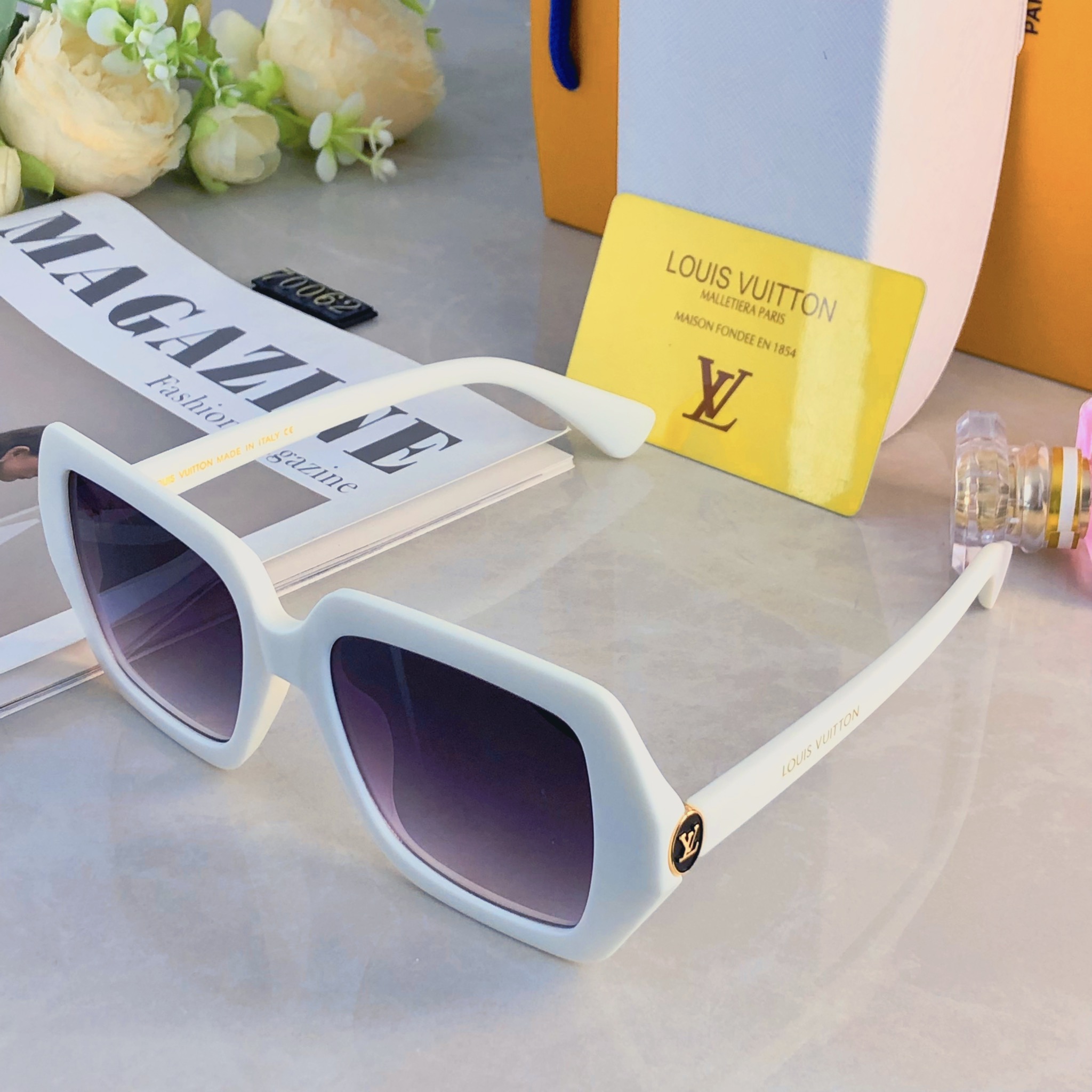 🔥🔥Louis vuitto*时尚新款太阳眼镜墨镜高品质高质感模特百搭潮方框墨镜