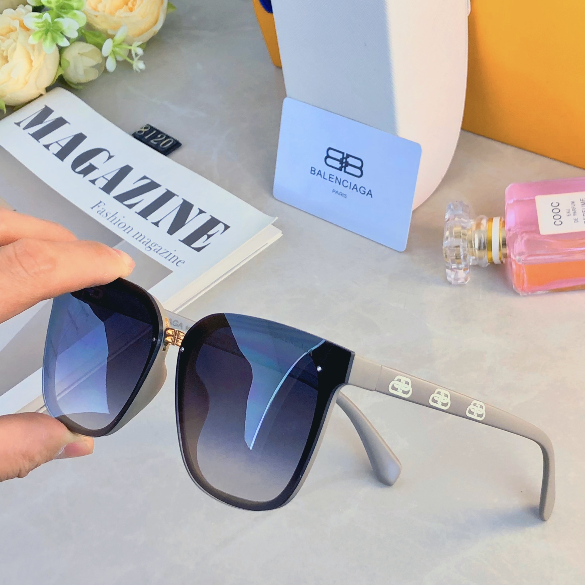 🔥🔥Balenciag*潮人墨镜高级感ins显瘦时尚个性出游穿搭太阳镜防紫外线