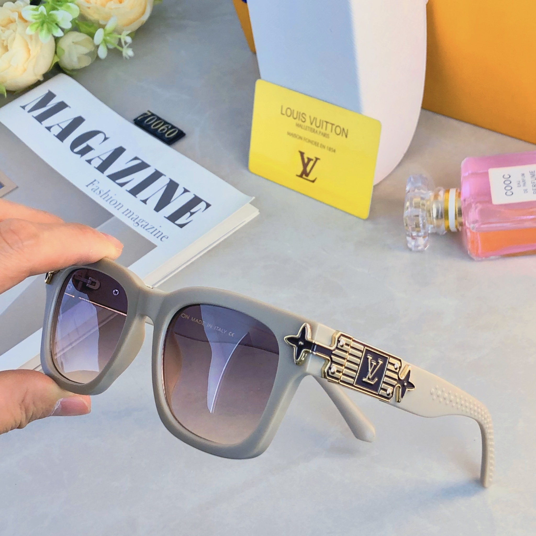 🔥🔥Louis vuitto*时尚新款太阳眼镜高品质高质感百搭潮酷遮阳方框