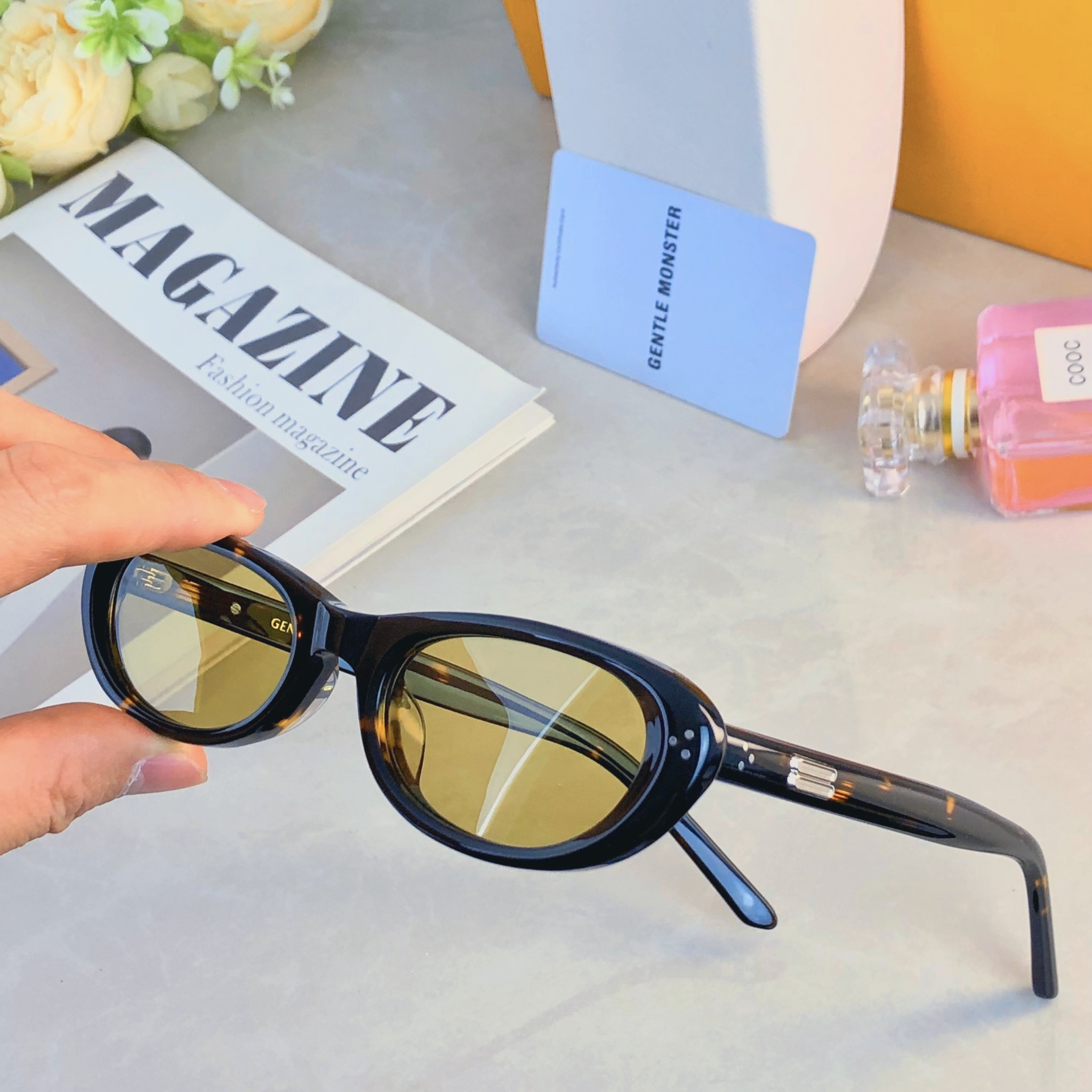 🔥🔥新款MADLENNE猫眼小框墨镜太阳镜男女可配近视王鹤棣同款潮