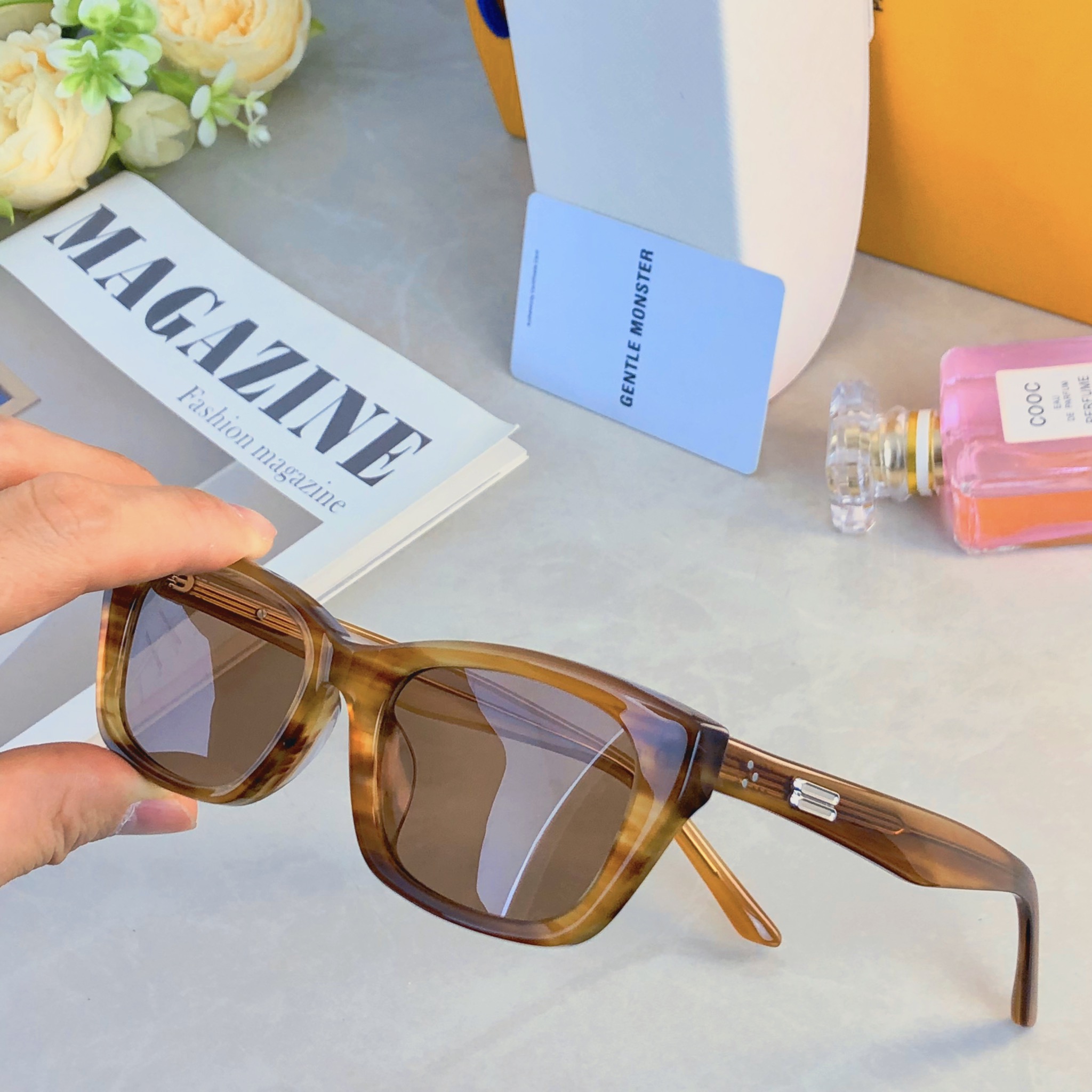 🔥🔥欧美复古猫眼嘻哈墨镜女ins小方框个性网红时尚百搭防紫外太阳镜