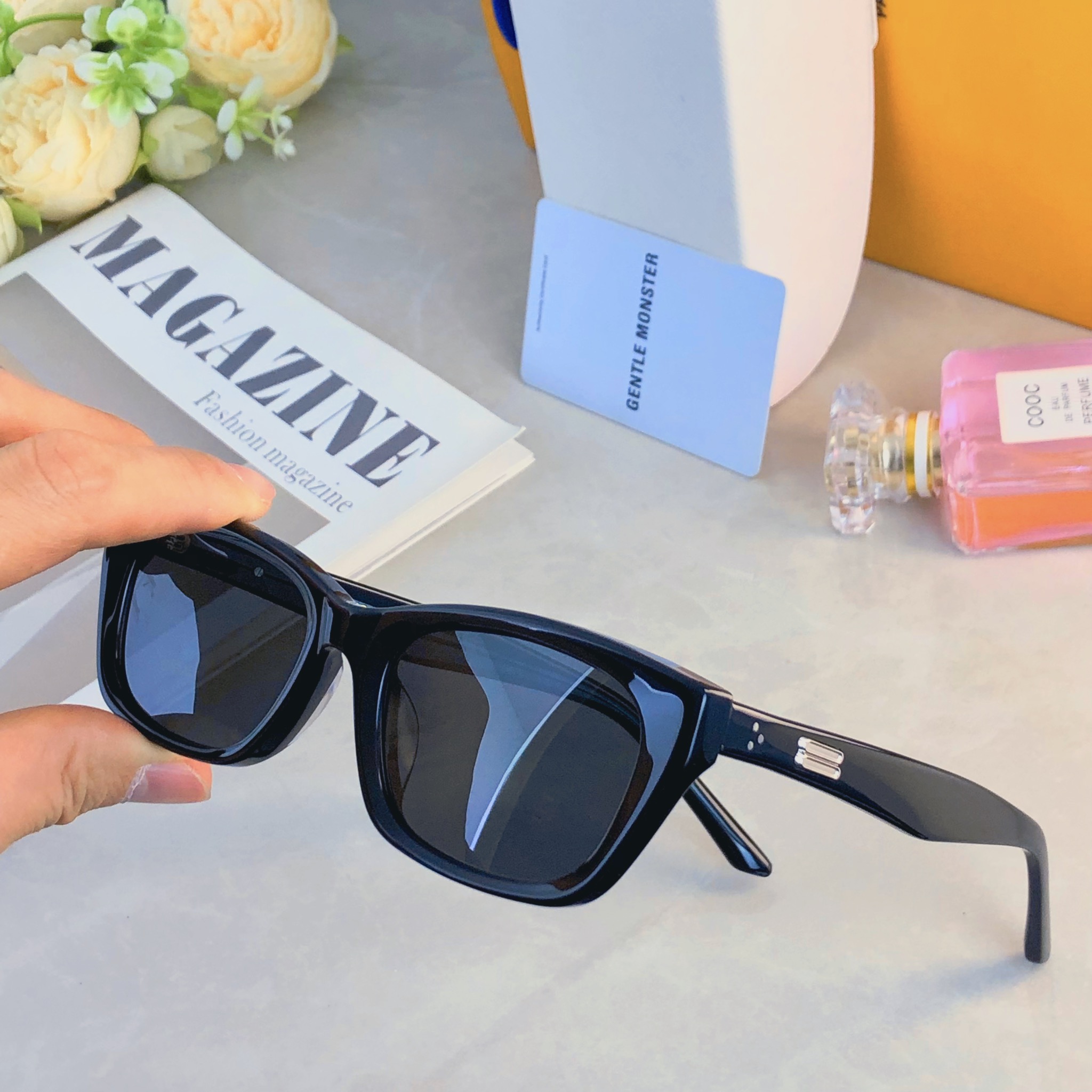 🔥🔥欧美复古猫眼嘻哈墨镜女ins小方框个性网红时尚百搭防紫外太阳镜