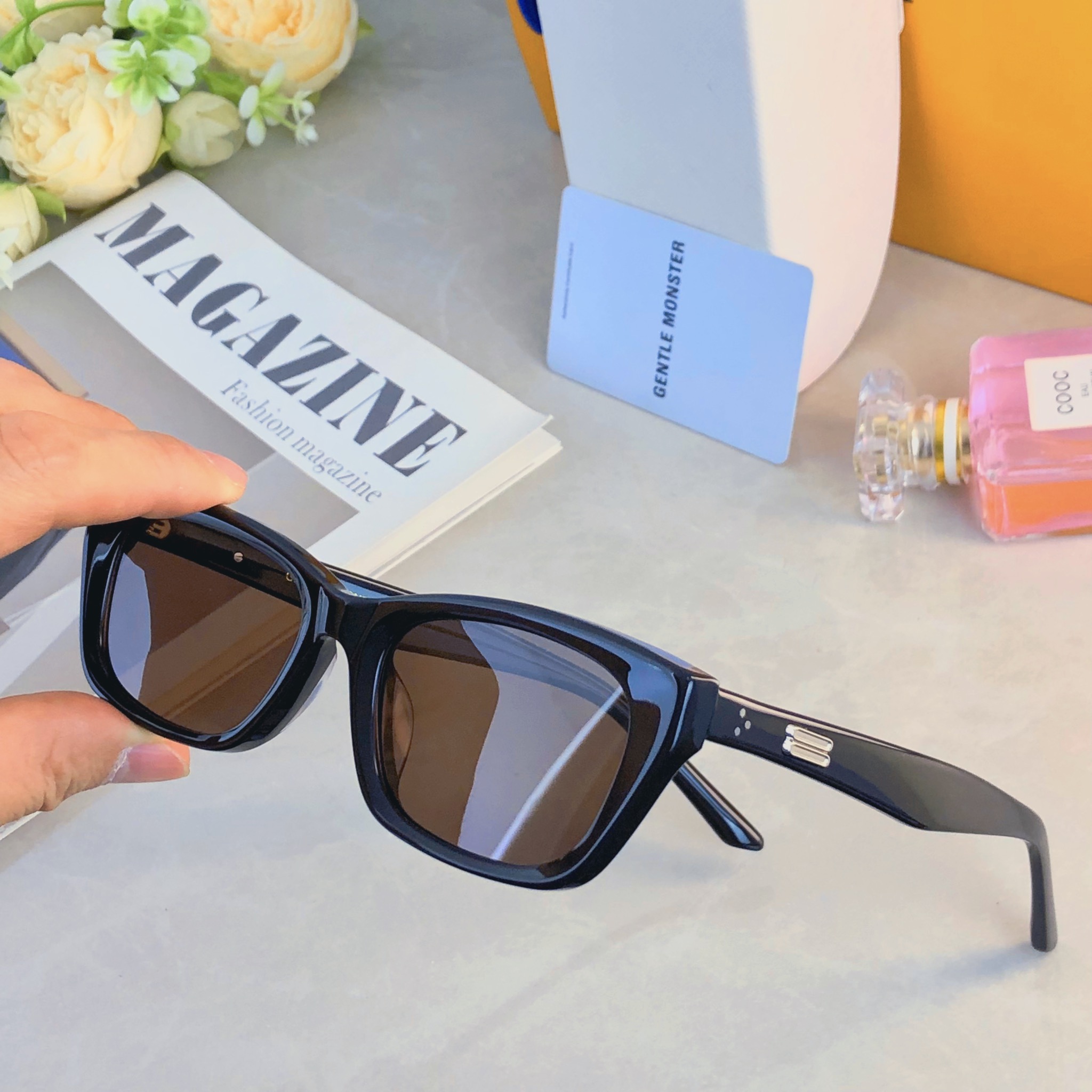 🔥🔥欧美复古猫眼嘻哈墨镜女ins小方框个性网红时尚百搭防紫外太阳镜