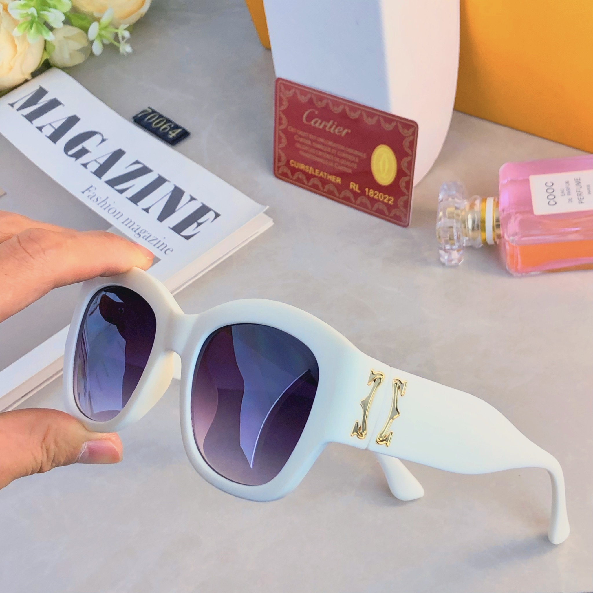 🔥🔥Cartie*赵露思同款墨镜装饰太阳镜时尚街拍机场走秀出游百搭