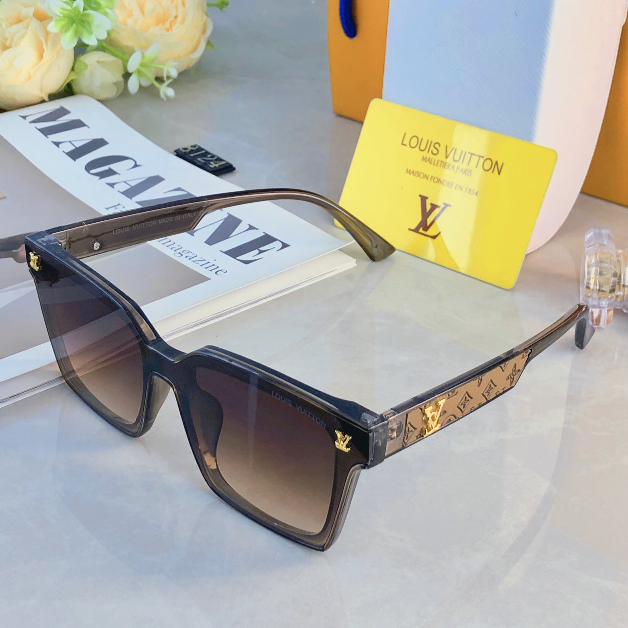 🔥🔥Louis vuitto*方框眼镜潮流时尚墨镜女网红同款ins太阳镜