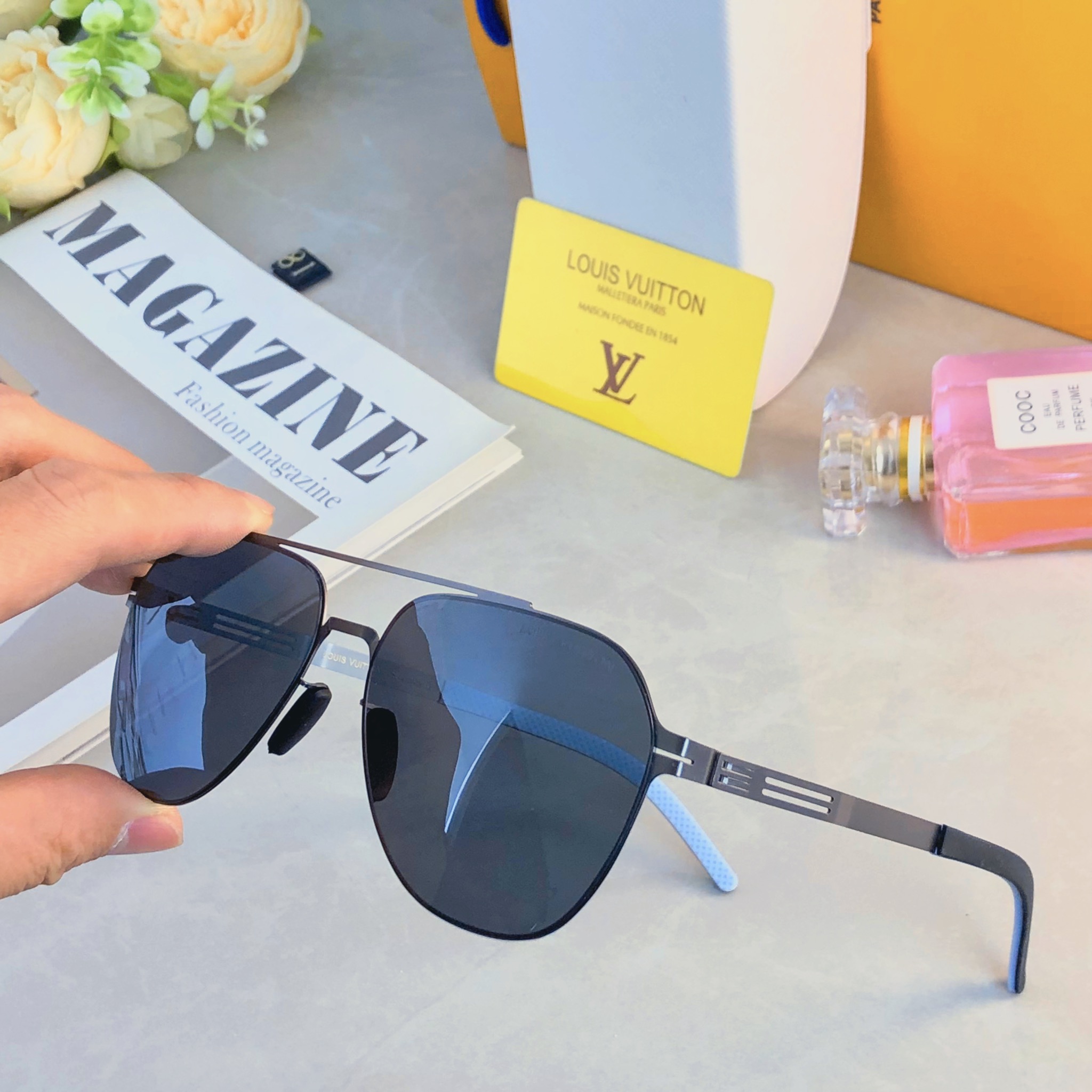 🔥🔥Louis vuitto*不锈钢双梁无螺丝男士偏光太阳镜超轻高级感太阳眼镜遮阳大框墨镜