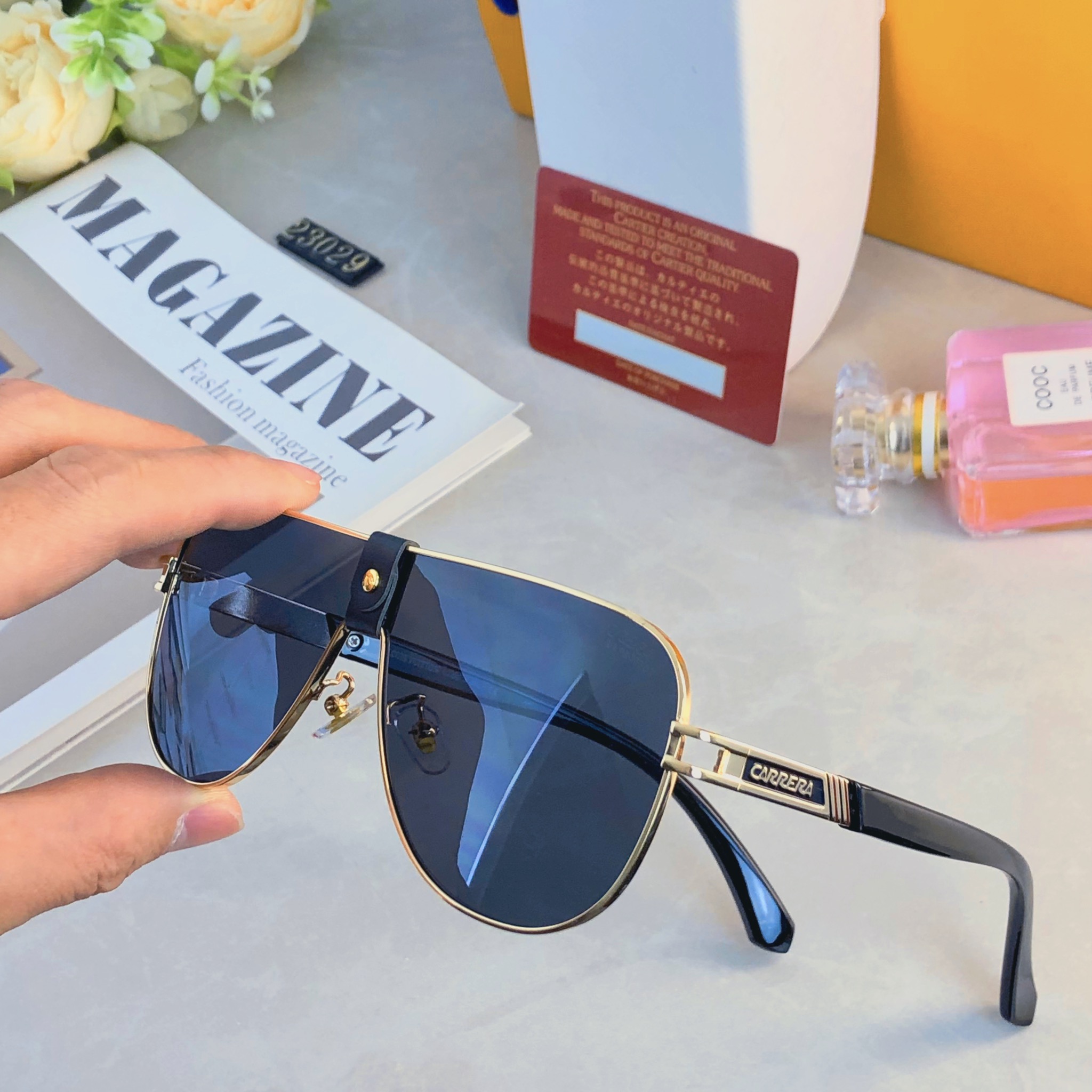 🔥🔥卡雷拉王嘉尔同款金属椭墨镜男痞帅复古茶色经典高级感太阳眼镜女