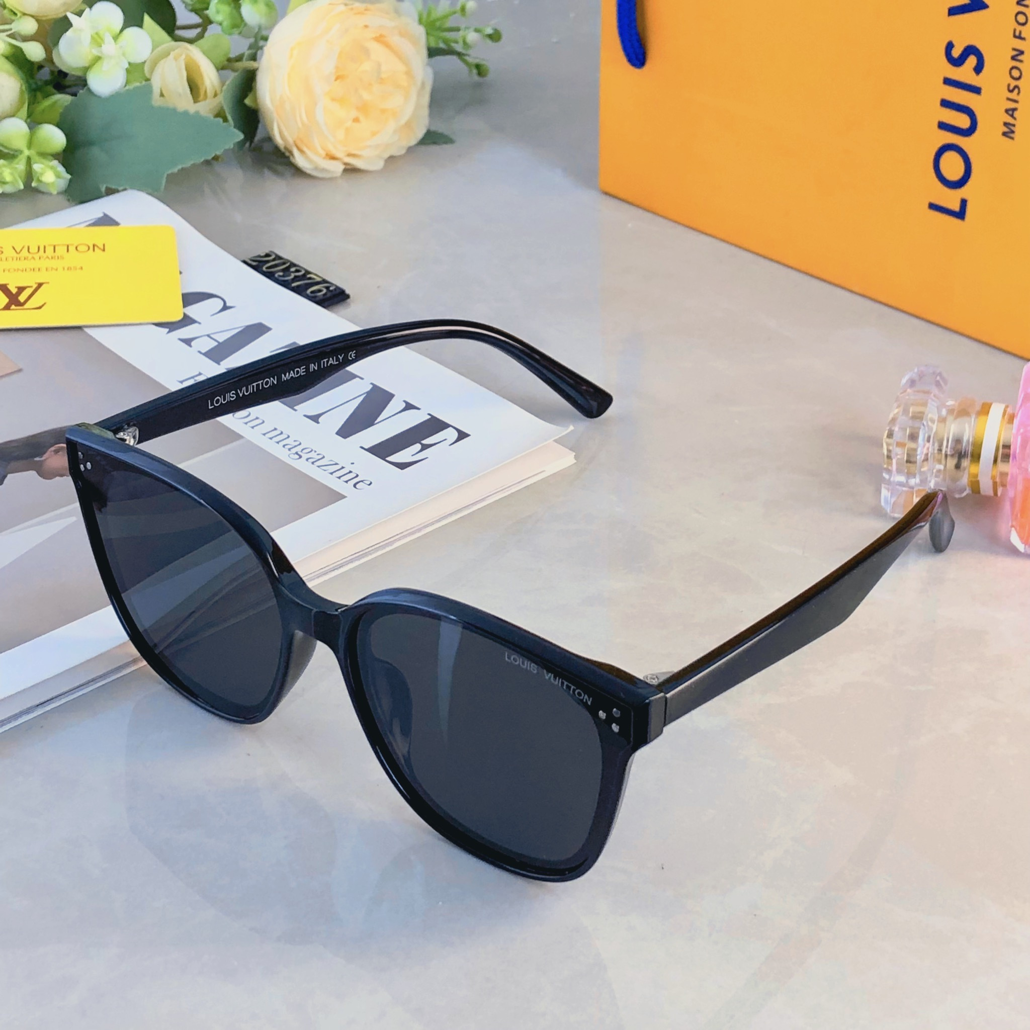 🔥🔥Louis vuitto*墨镜个性潮流网红明星街拍防紫外线旅游眼镜情侣太阳镜