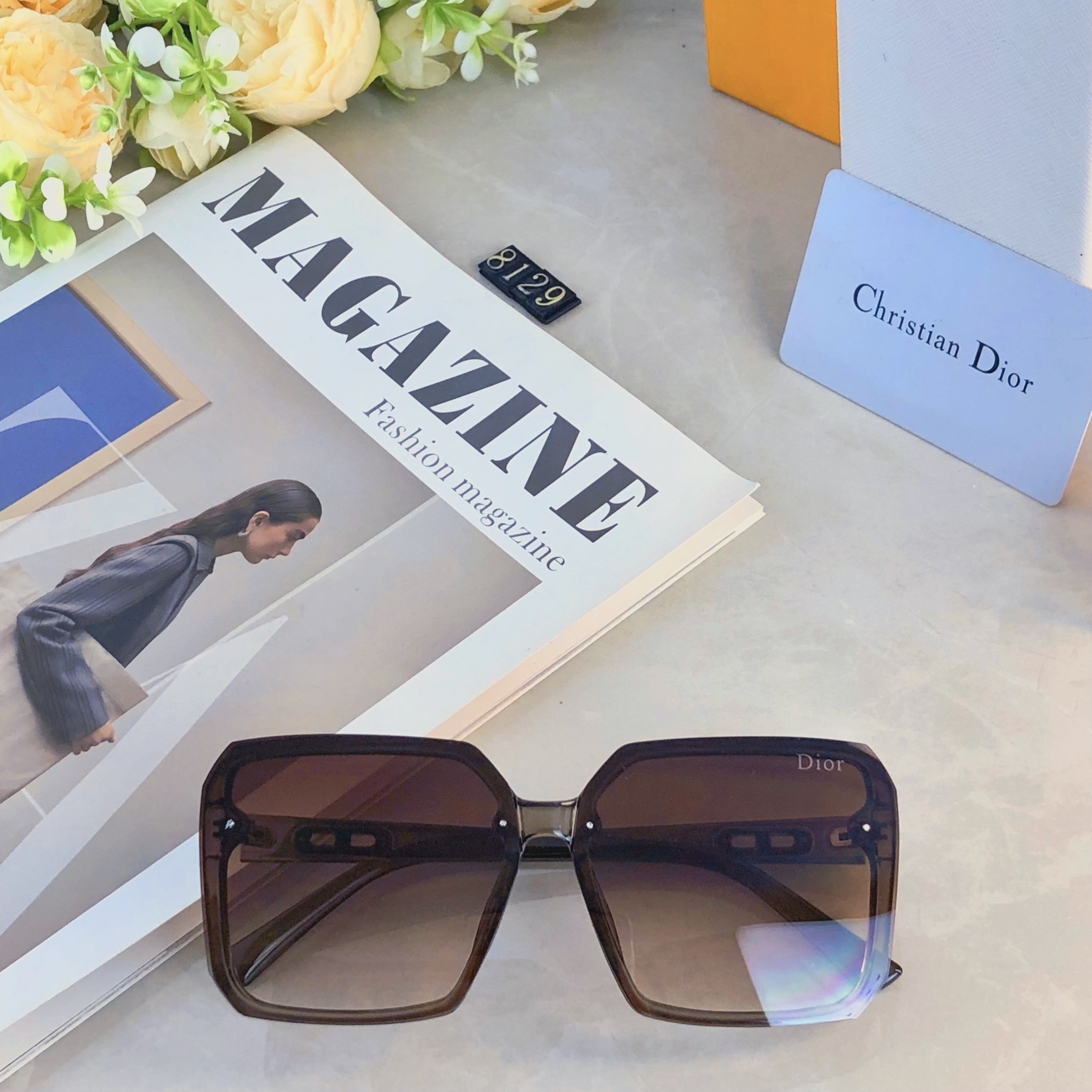 🔥🔥Dio*夏季新款经典时尚太阳眼镜个性防紫外线太阳镜女灰色墨镜