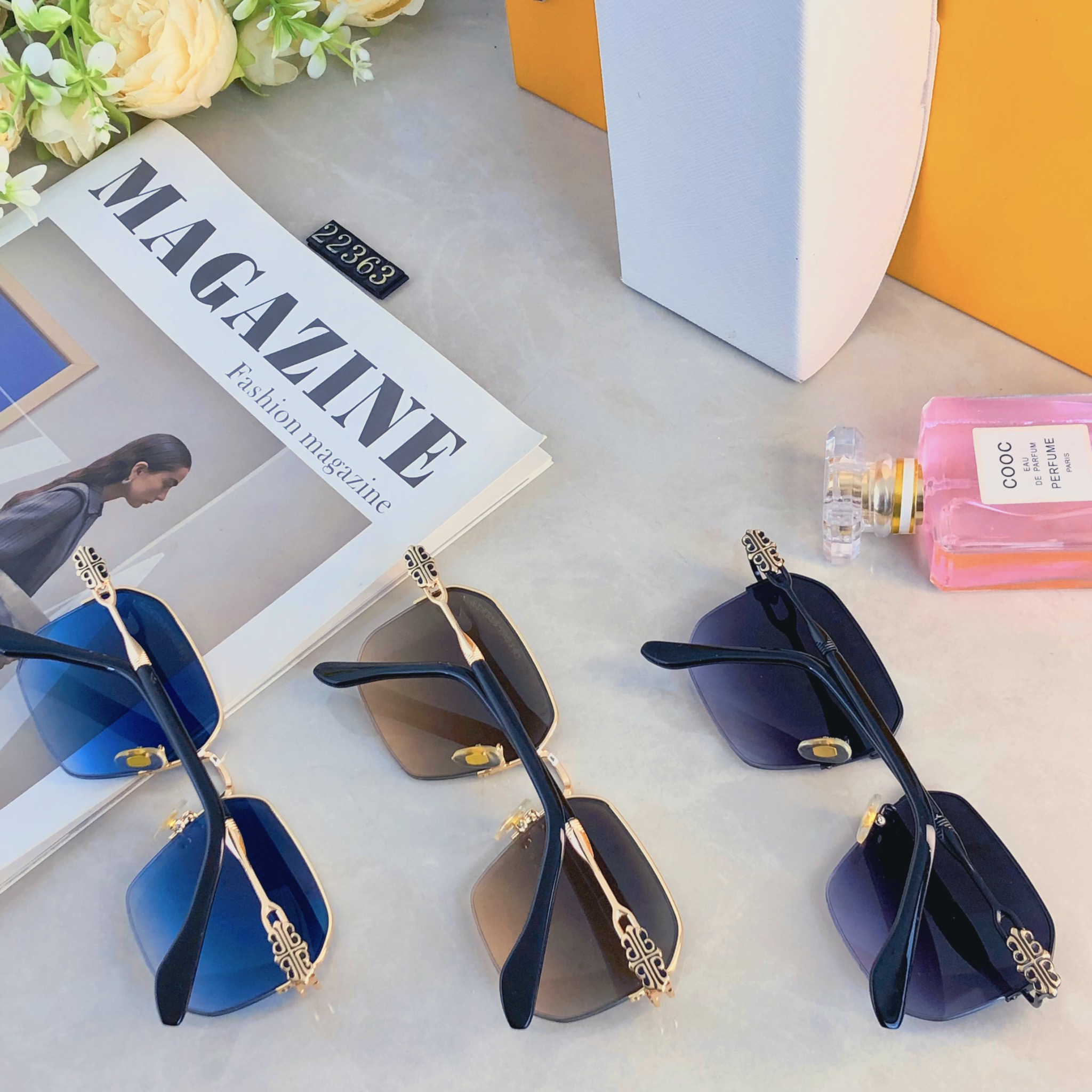 🔥🔥 新款方框金属墨镜时尚凹造型街拍防紫外线太阳镜