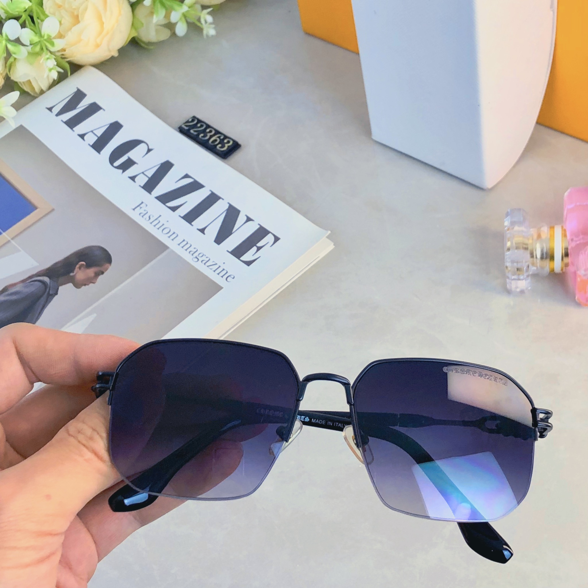 🔥🔥 新款方框金属墨镜时尚凹造型街拍防紫外线太阳镜