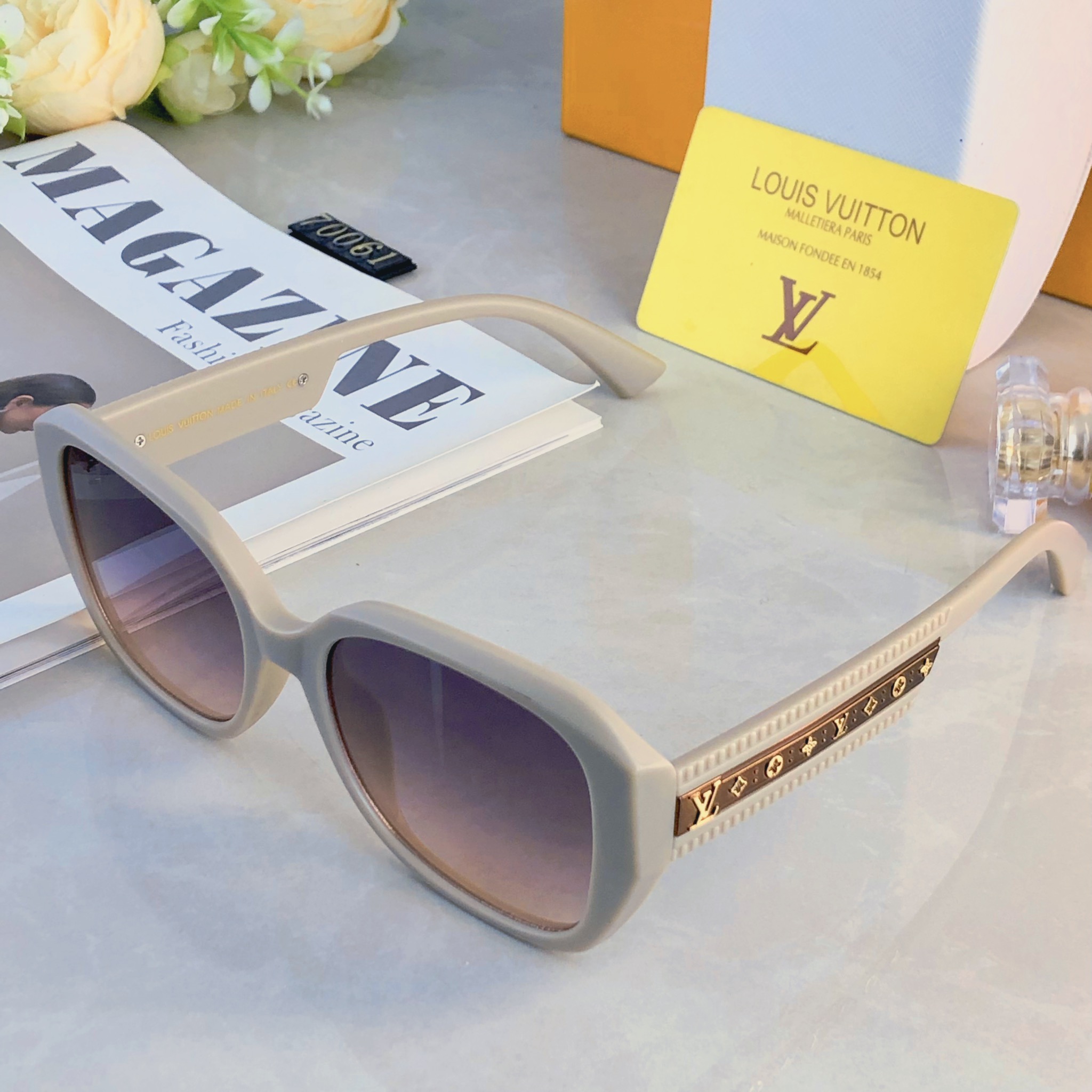 🔥🔥Louis vuitto*2026新款欧美风复古方形墨镜女网红凹造型拍照防紫外线