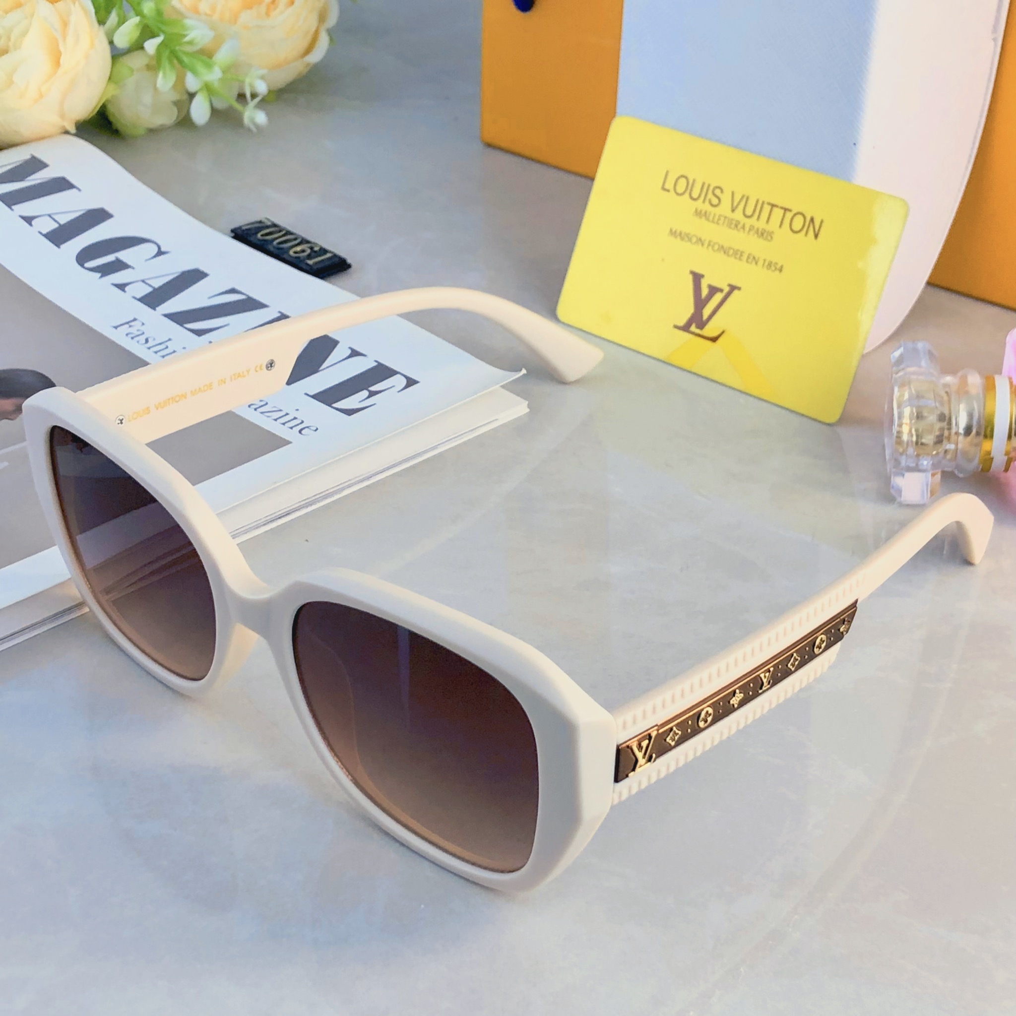 🔥🔥Louis vuitto*2026新款欧美风复古方形墨镜女网红凹造型拍照防紫外线