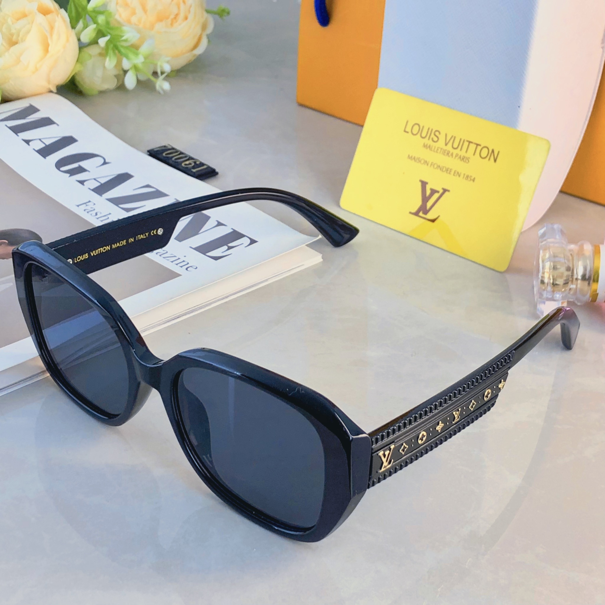 🔥🔥Louis vuitto*2026新款欧美风复古方形墨镜女网红凹造型拍照防紫外线