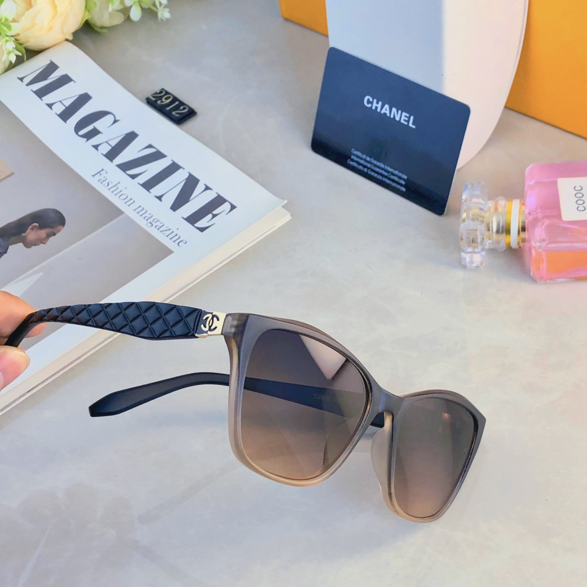 🔥🔥Chane*墨镜高级感2026新款潮复古海边沙滩旅游太阳眼镜防紫外线