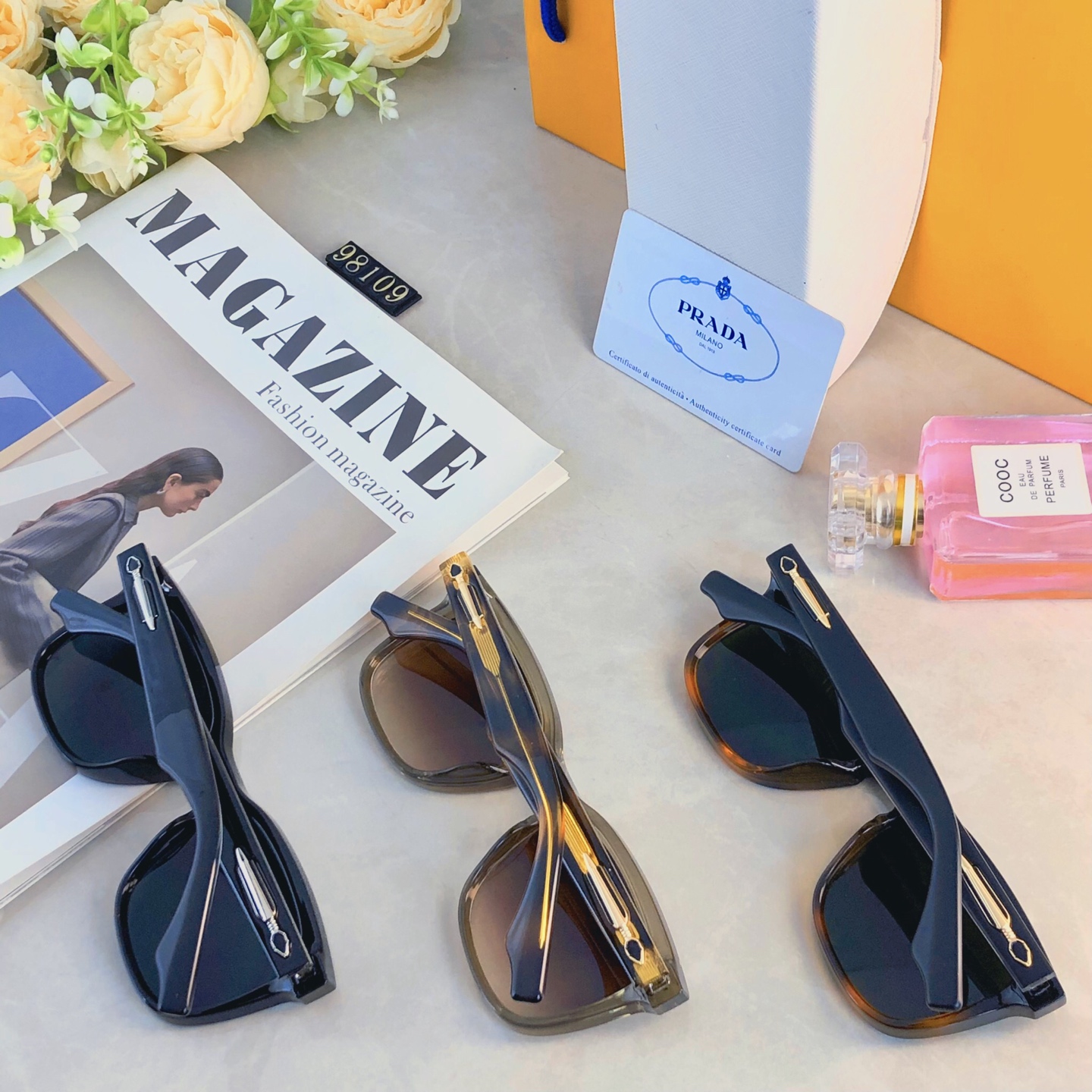 🔥🔥Prad*时尚情侣款高颜值太阳镜 户外驾驶钓鱼登山墨镜 遮阳防风护目